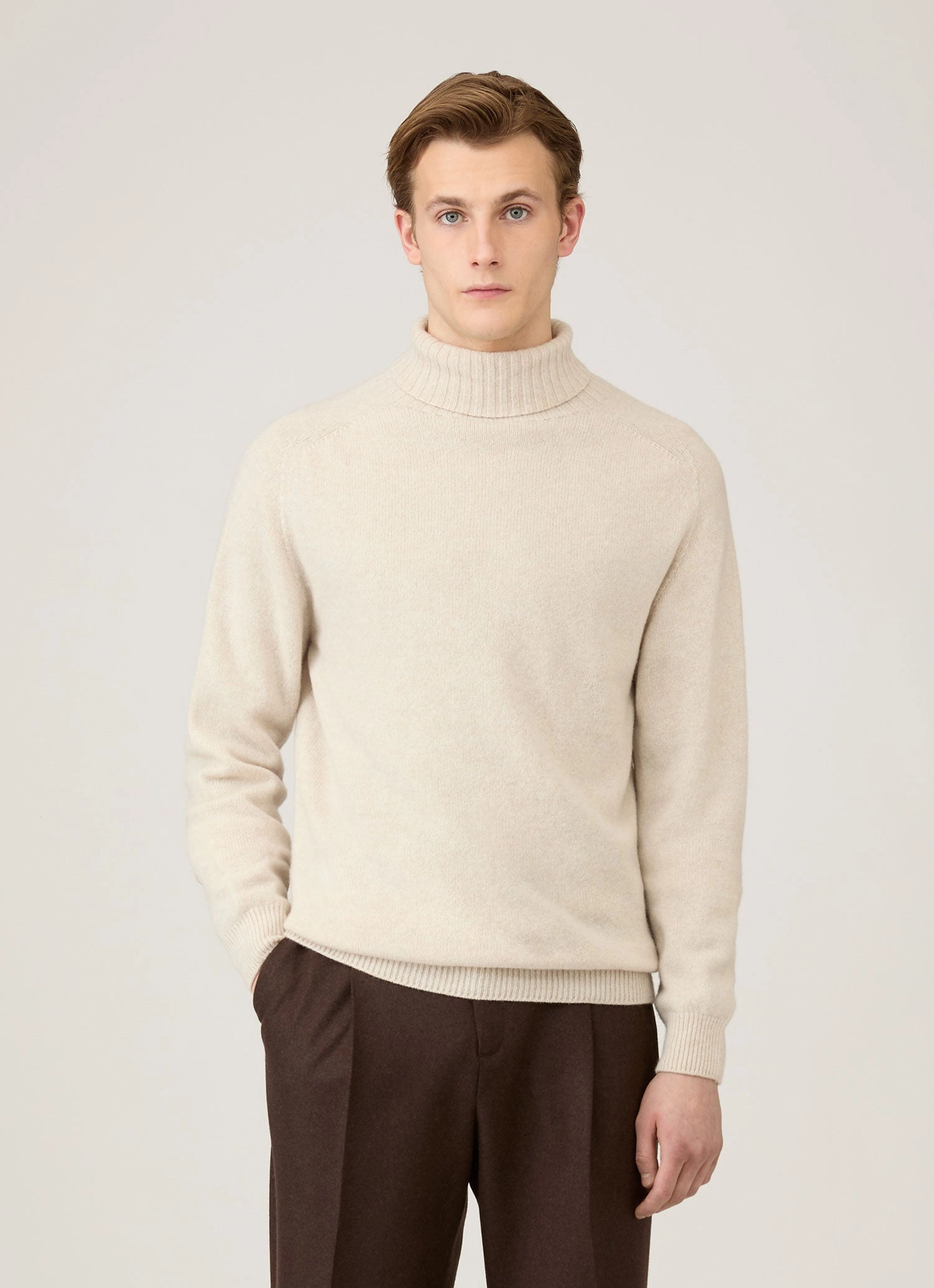 Wrinkle Resistant Men's Lambswool Roll Neck in Oatmeal Melange