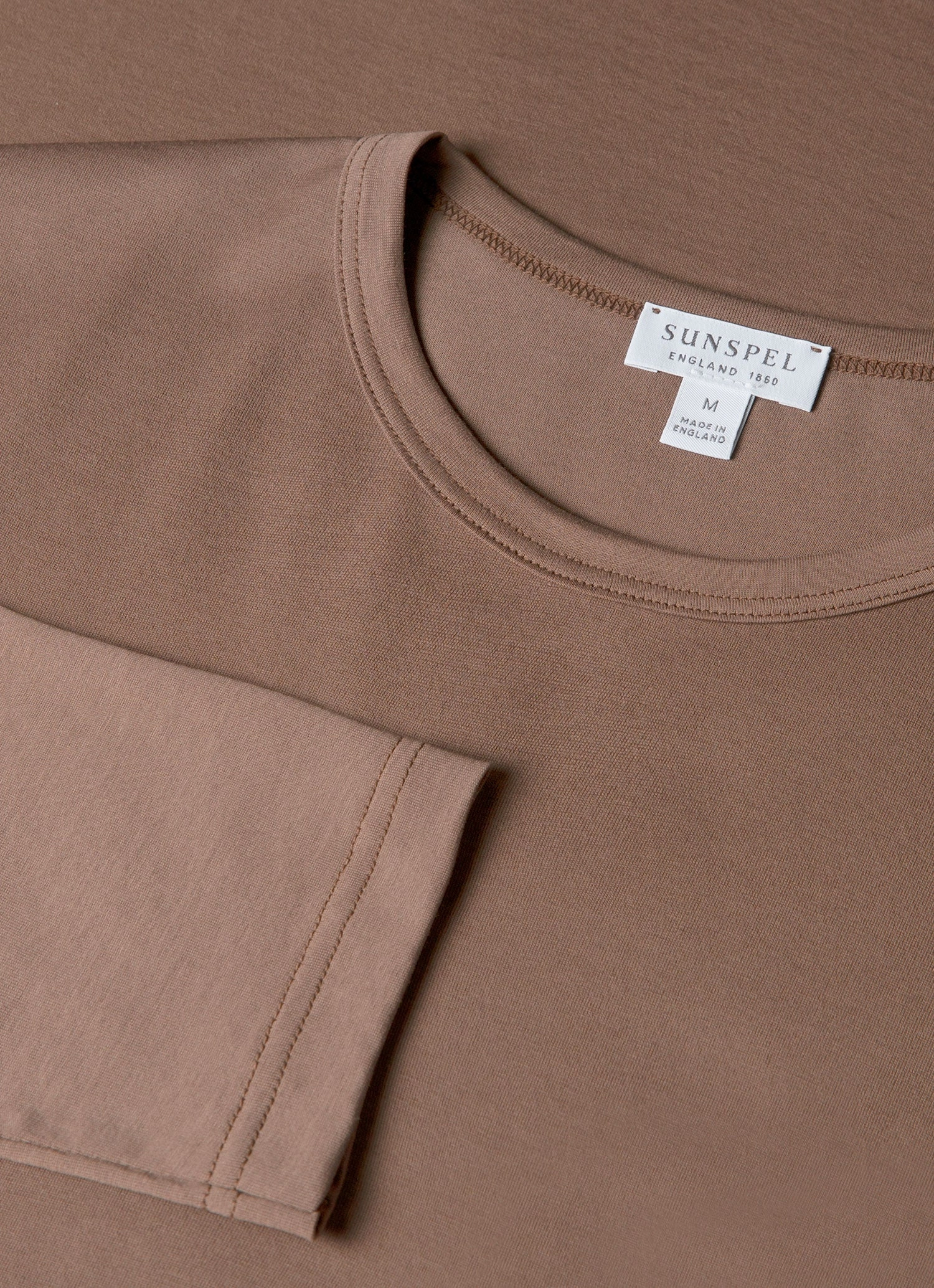 Men's Long Sleeve Classic T-shirt in Bark Pocket Design Casual Touch