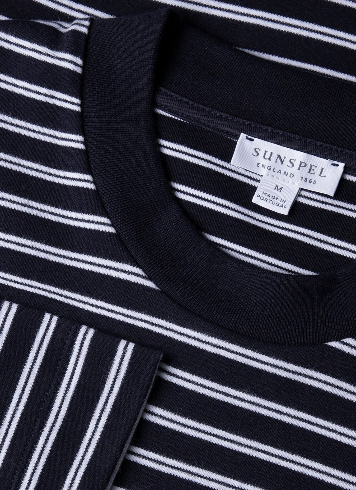 PocketDetail Men's Long Sleeve Heavyweight T-shirt in Navy/White