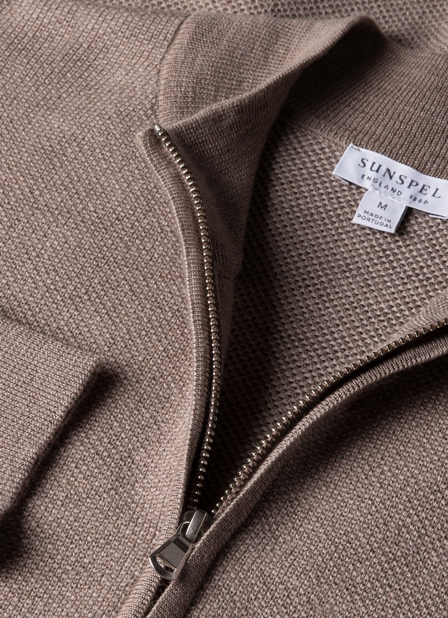 Men's Merino Honeycomb Zip Neck Jumper in Light Sandstone Subtle Detail