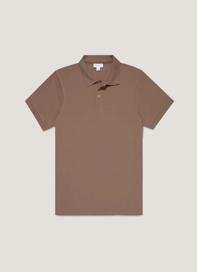 Men's Piqu?? Polo Shirt in Bark Breathable Underarm Vents Men's Piqu?? Polo Shirt in Bark Tailored Silhouette Active Look