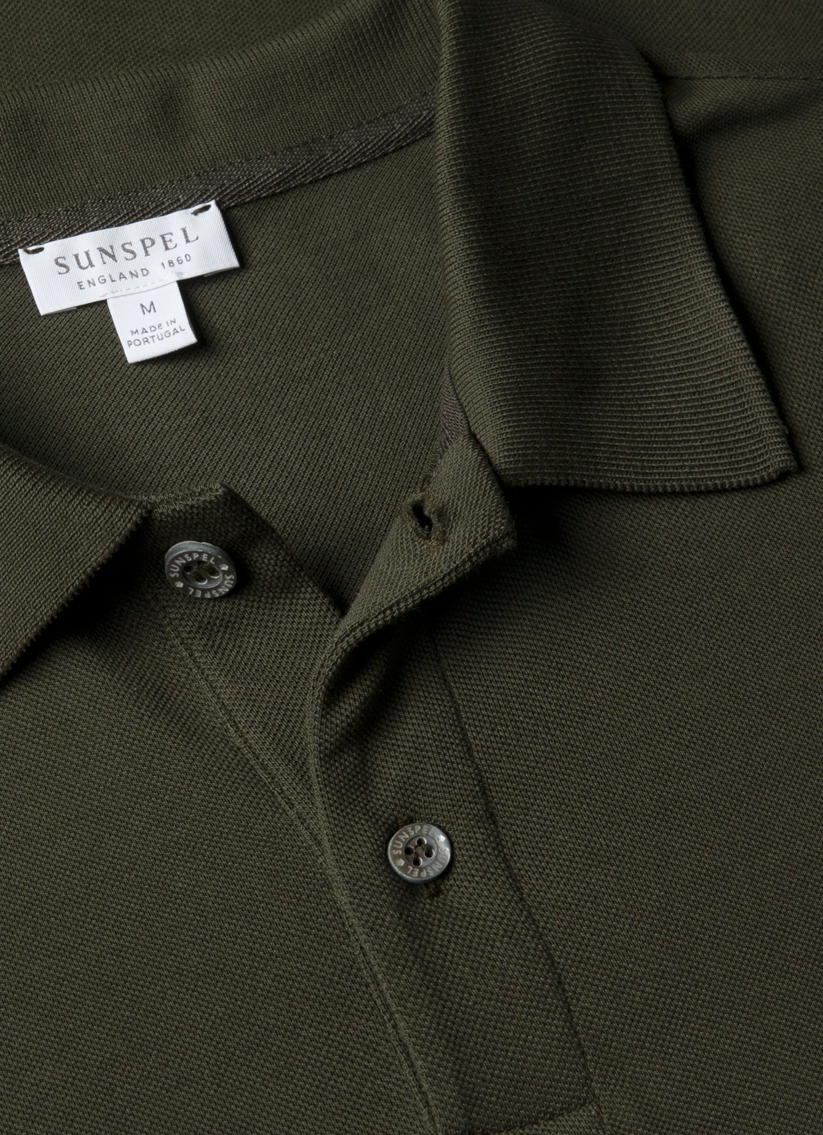 Men's Piqu?? Polo Shirt in Dark Green Sleek Design Tagless Collar