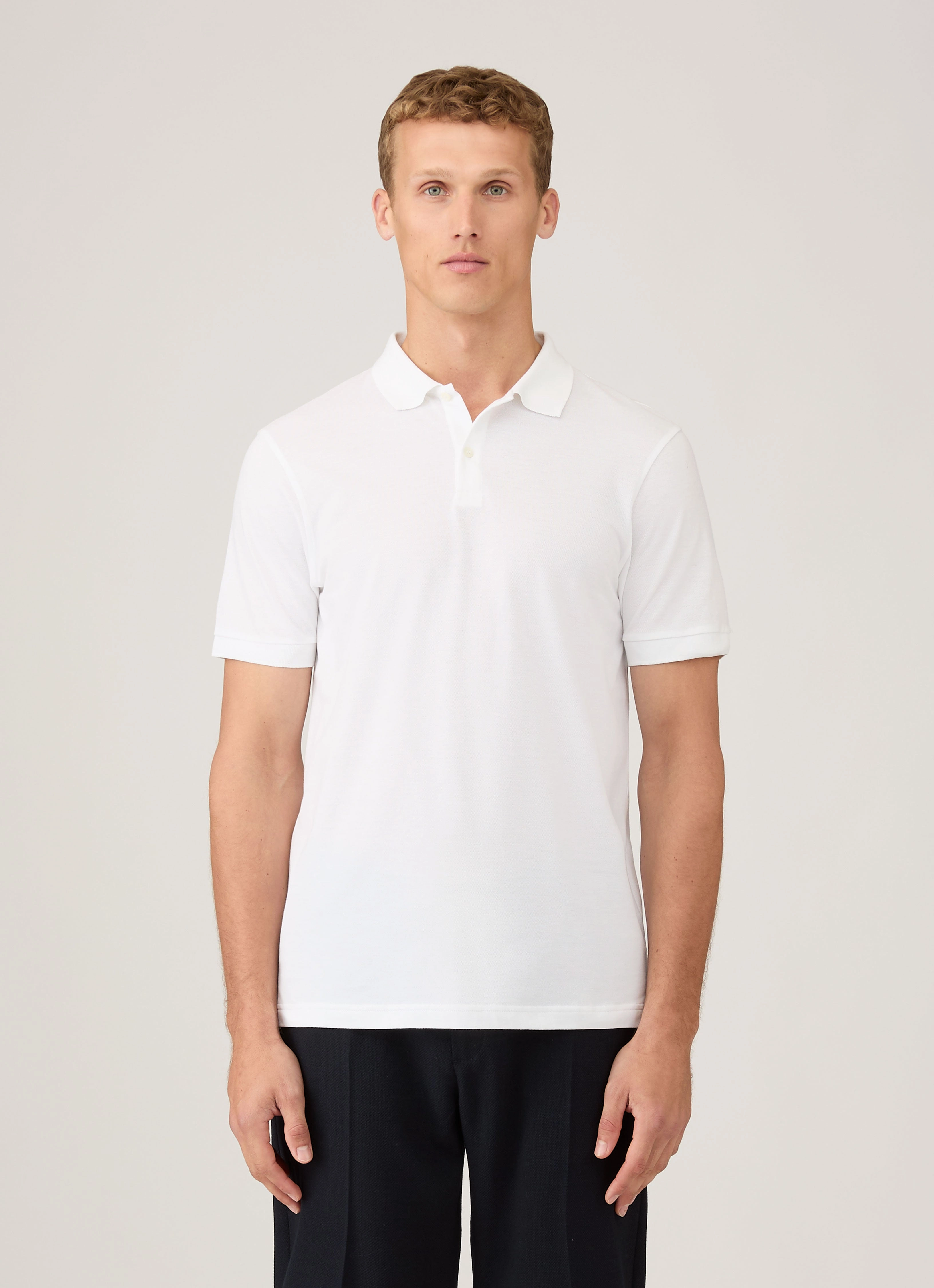 Men's Piqu?? Polo Shirt in White Comfy Essentials
