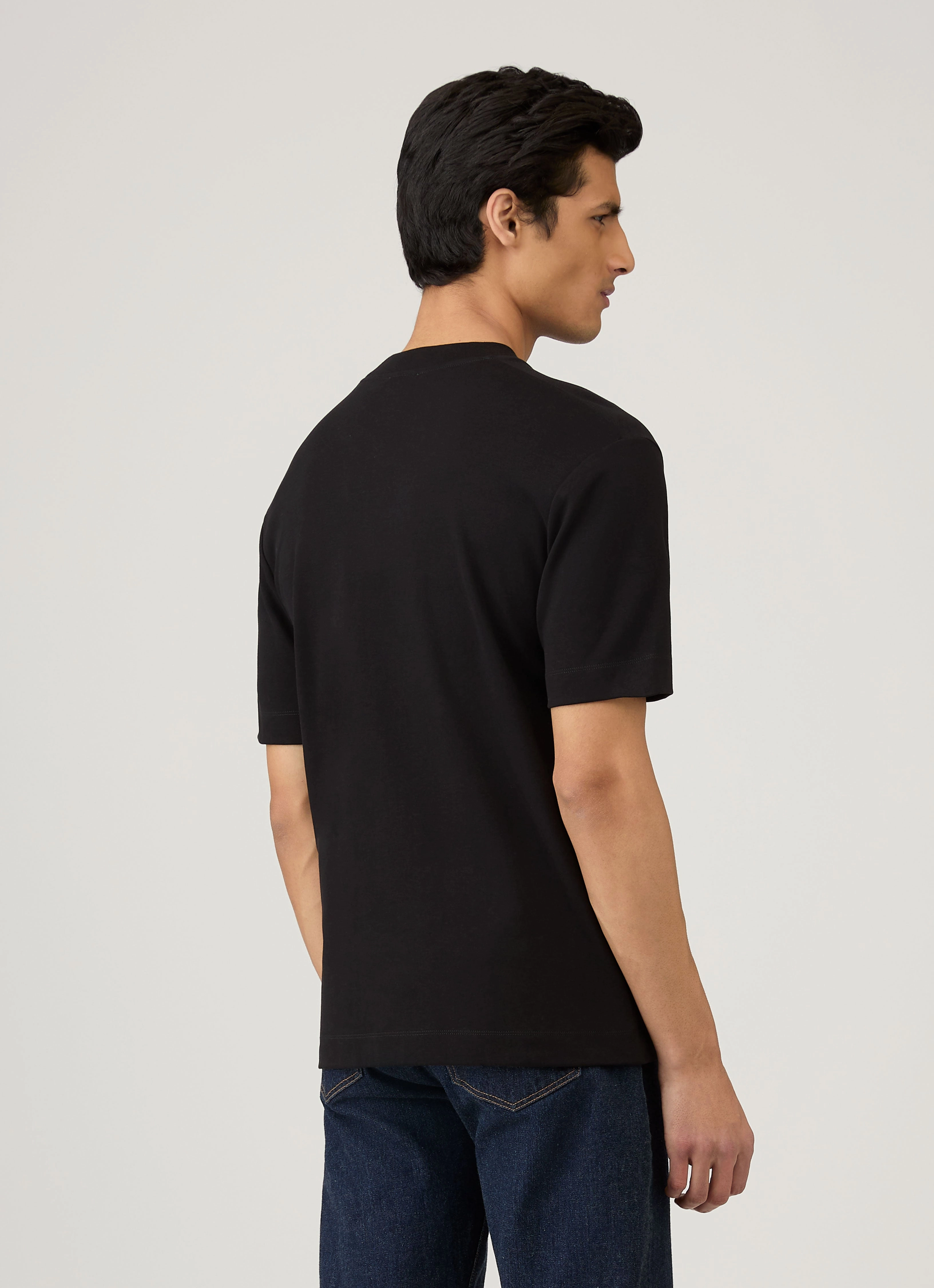 Men's Relaxed Fit Heavyweight T-shirt in Black Soft Wear LayeredSleeveConstruction