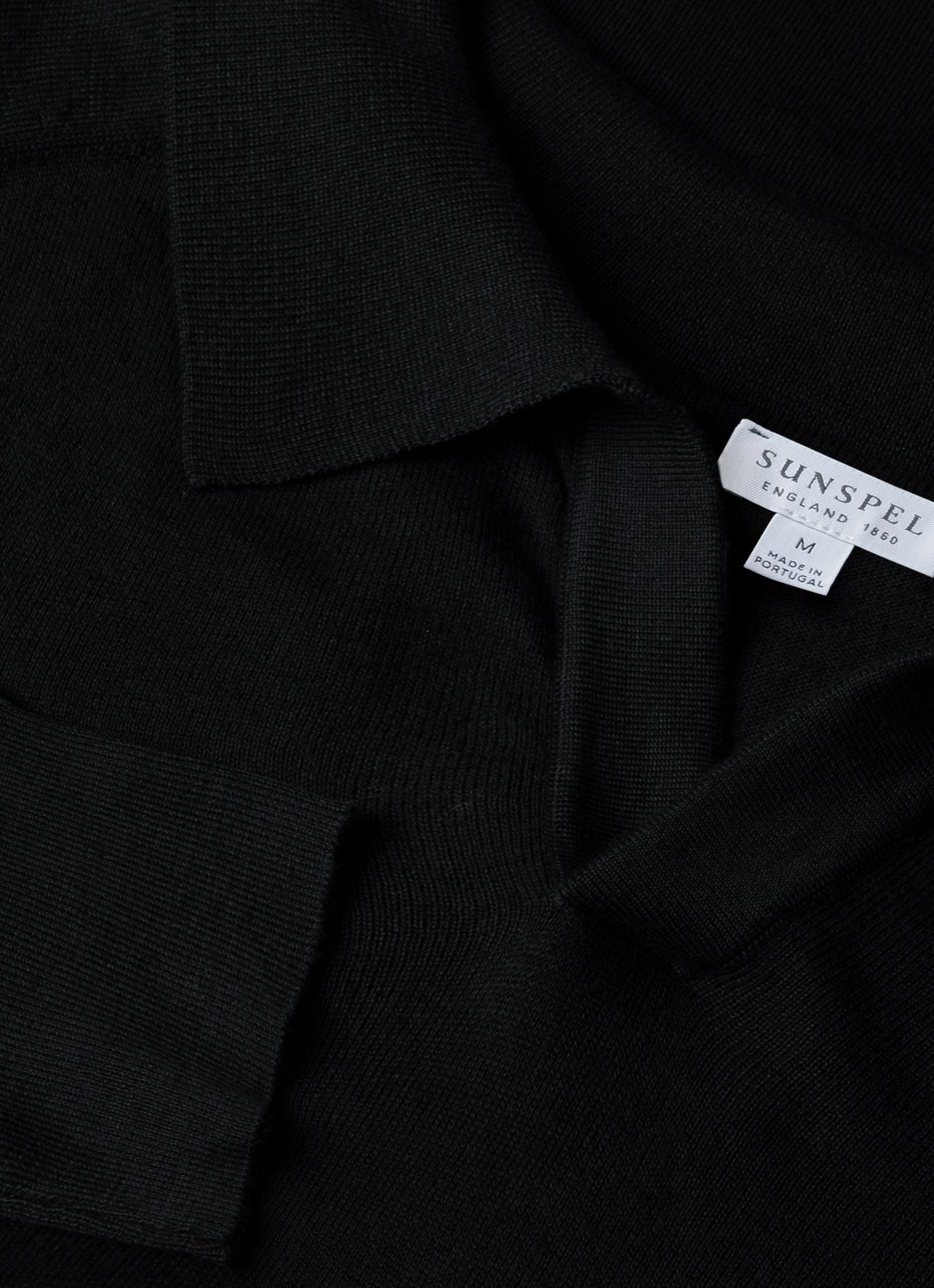 Modern Comfort Seamless Shoulder Men's Sea Island Cashmere Polo Shirt in Black