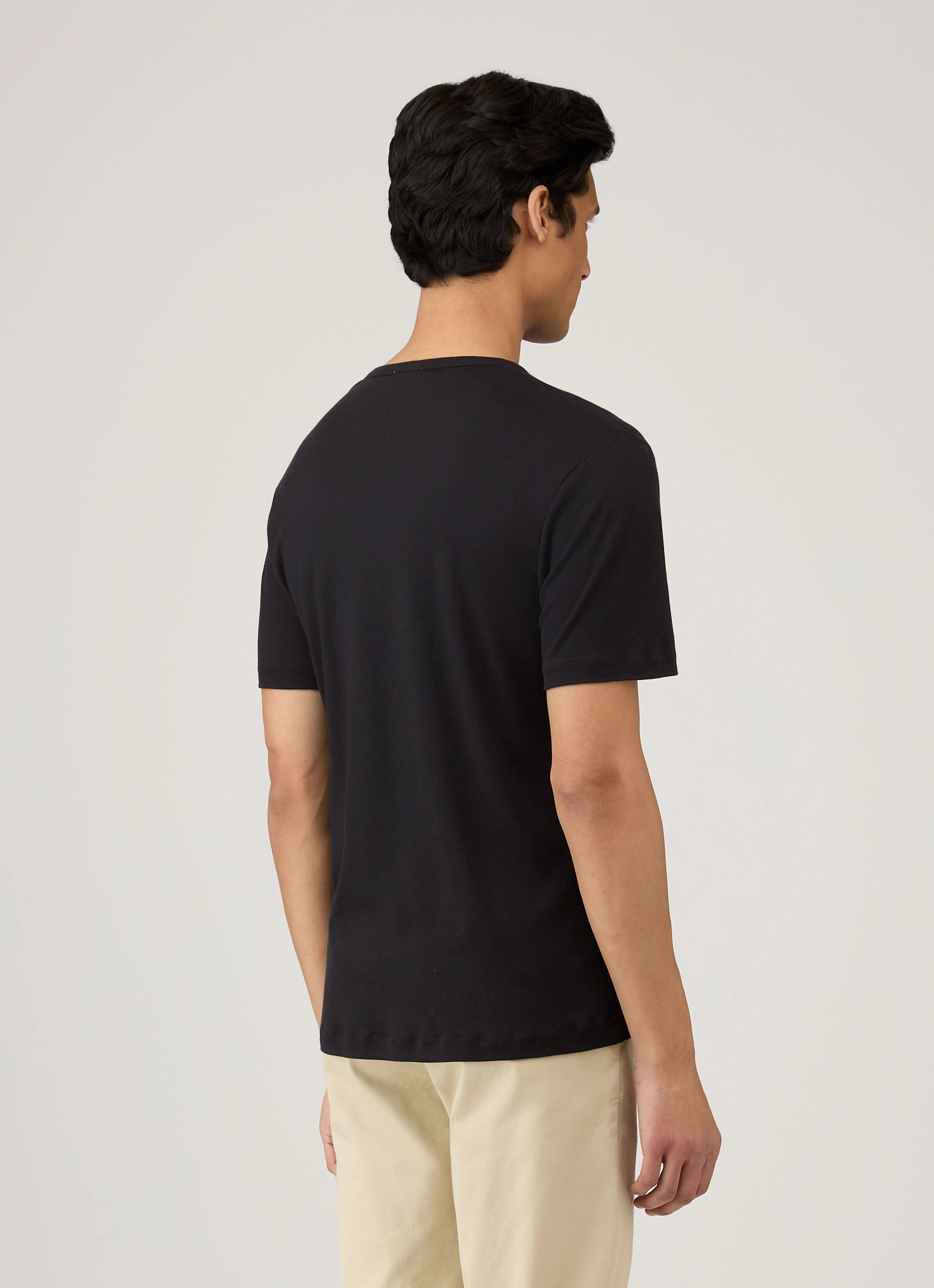 Sleek Performance Fit Vintage Look Men's Sea Island Cotton T-shirt in Black