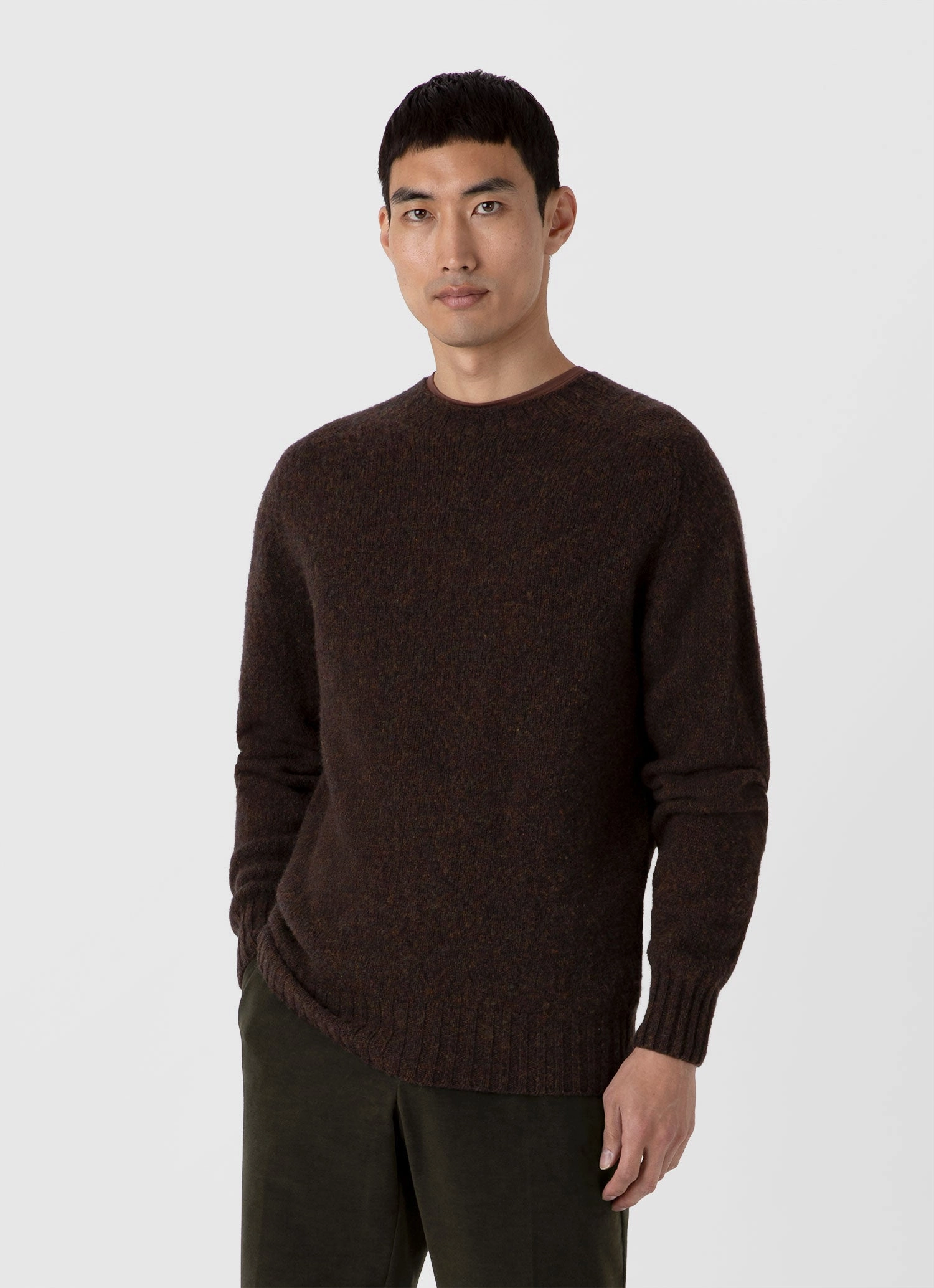 Men's Shetland Crew Neck Jumper in Dark Green Melange Non Restrictive Silhouette OdorResistant Fabric
