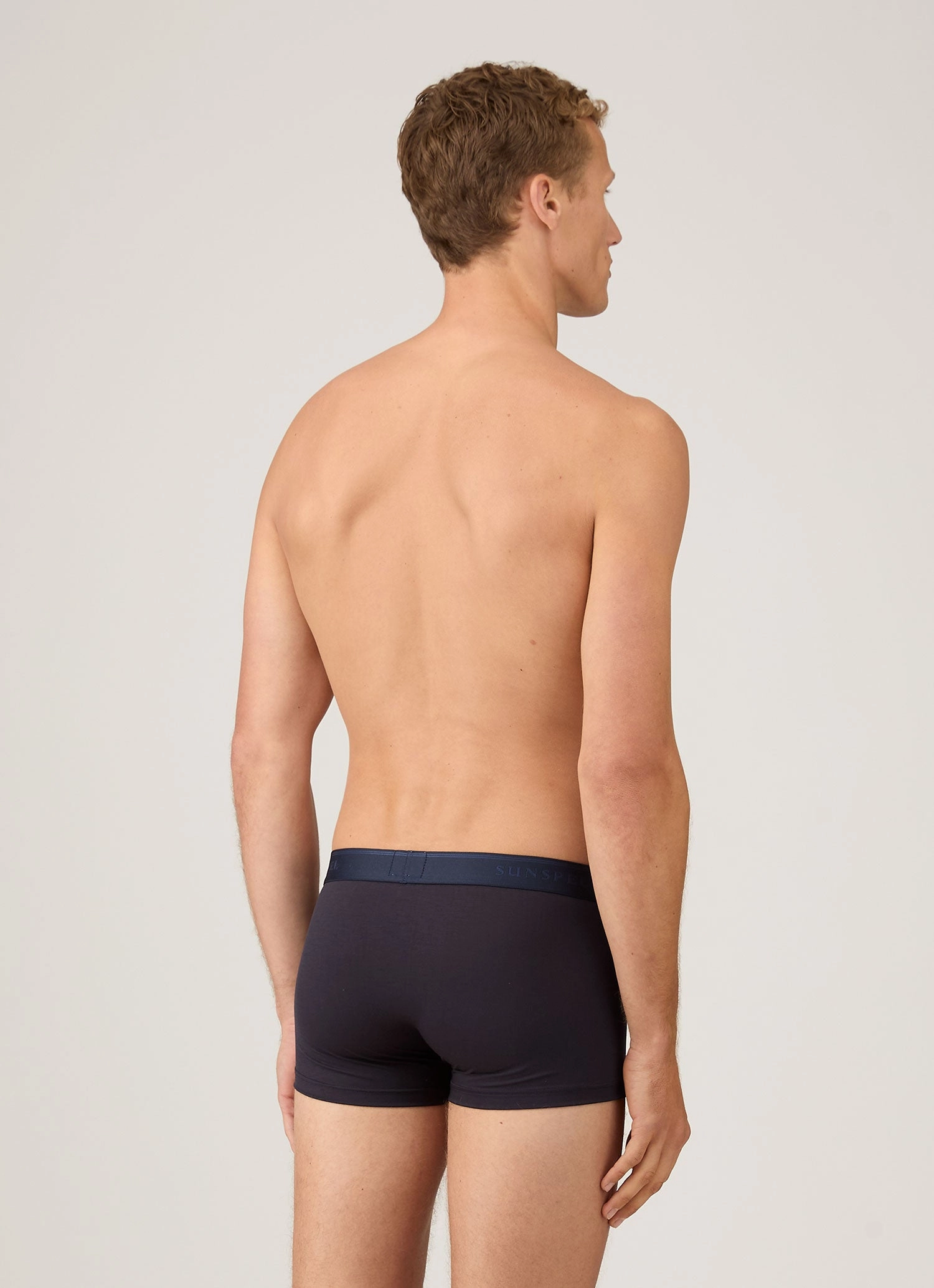 Travel Light Relaxed Waist Men's Tencel? Trunks in Navy Stylish Top