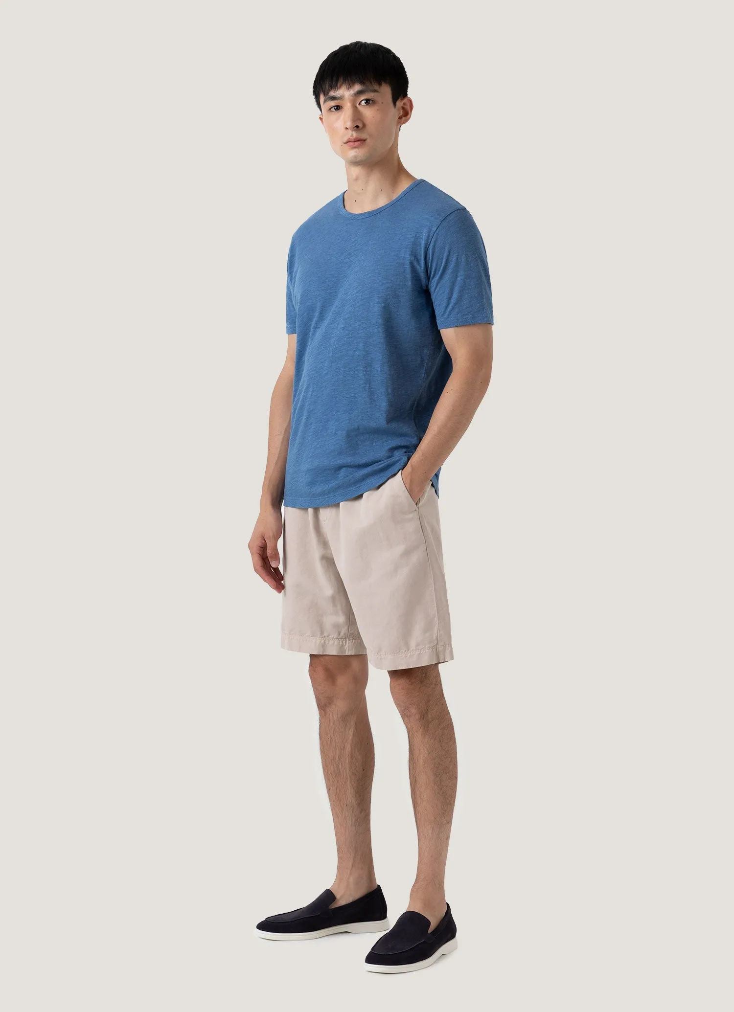 Urban Style Men's Cotton Linen Drawstring Shorts in Light Sand