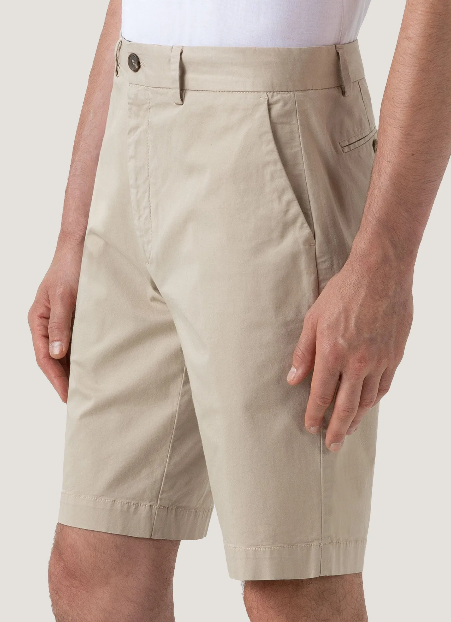 Chill Vibes Men's Stretch Cotton Twill Chino Shorts in Light Stone