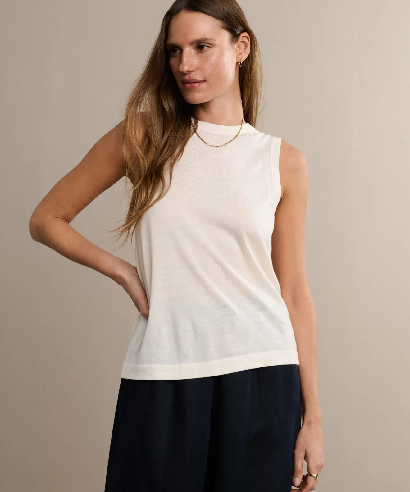 Moisture Management Fabric Merino Tank