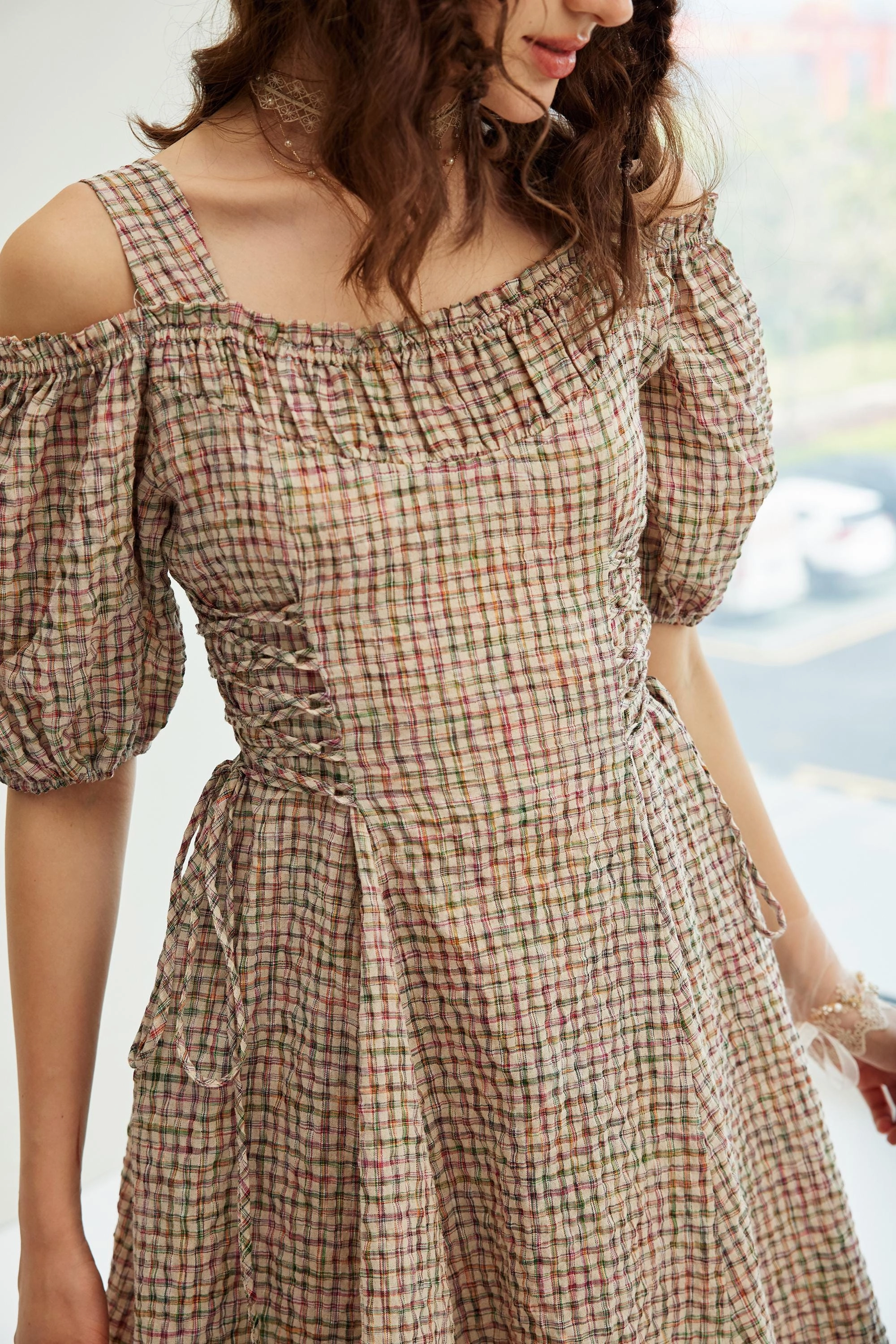 Mia 19 | halter linen dress with puff sleeves Dual Layer Insulation