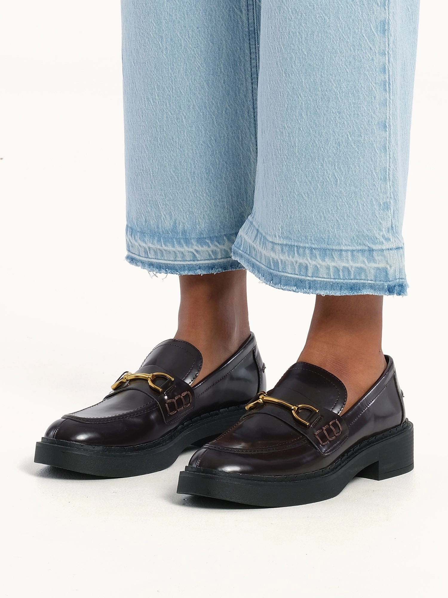 Milla Jean Tempestuous Comfortable Choice