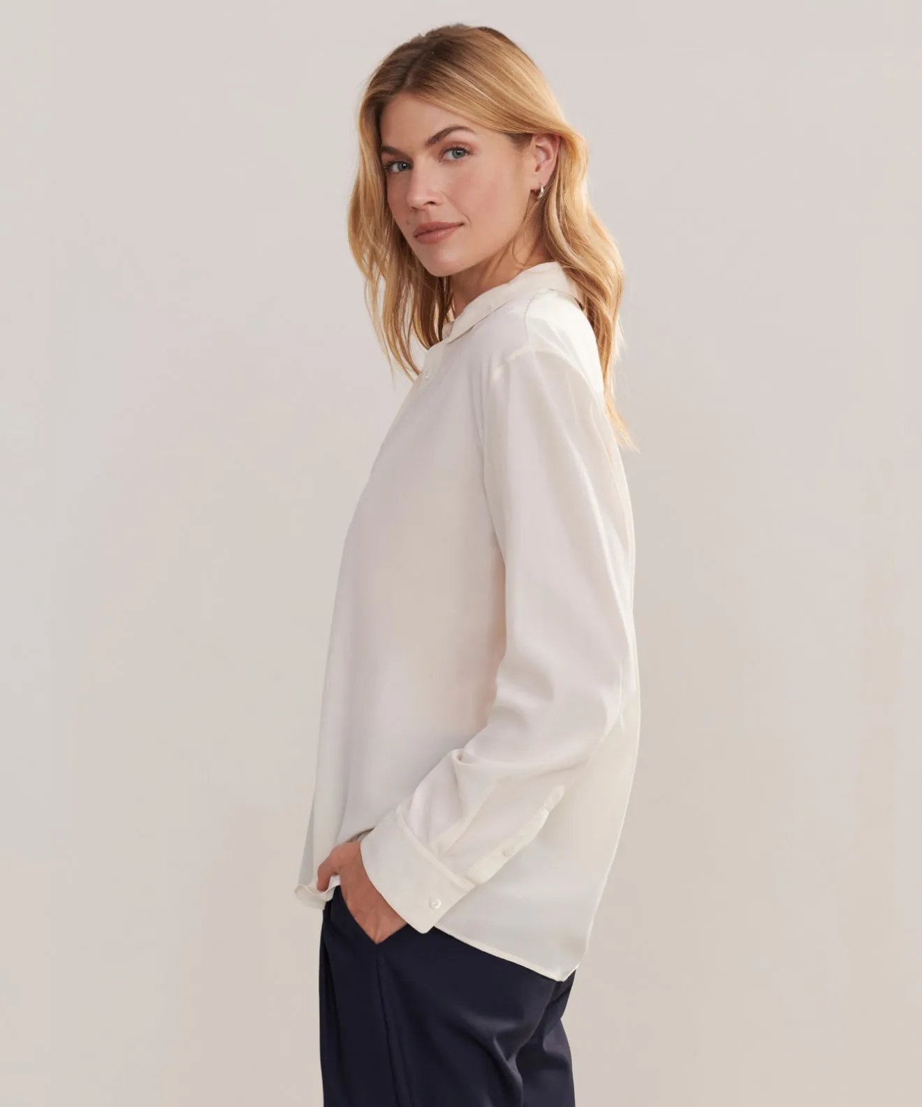 Silk Violette Shirt Airy Mesh Lining