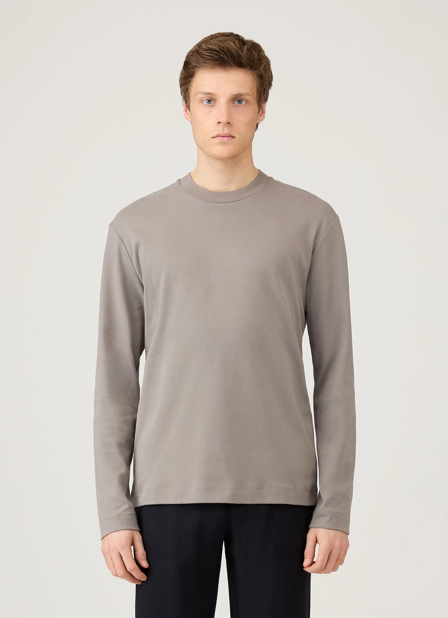 Non Iron Finish Simple and Relaxed Men's Long Sleeve Heavyweight T-shirt in Iron Grey