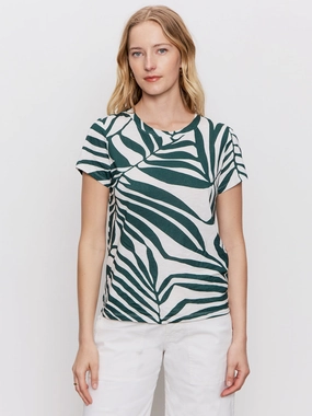 Modern Essential The Perfect Tee Green Oasis Feminine Appeal All-Season Comfort Wear The Perfect Tee Green Oasis