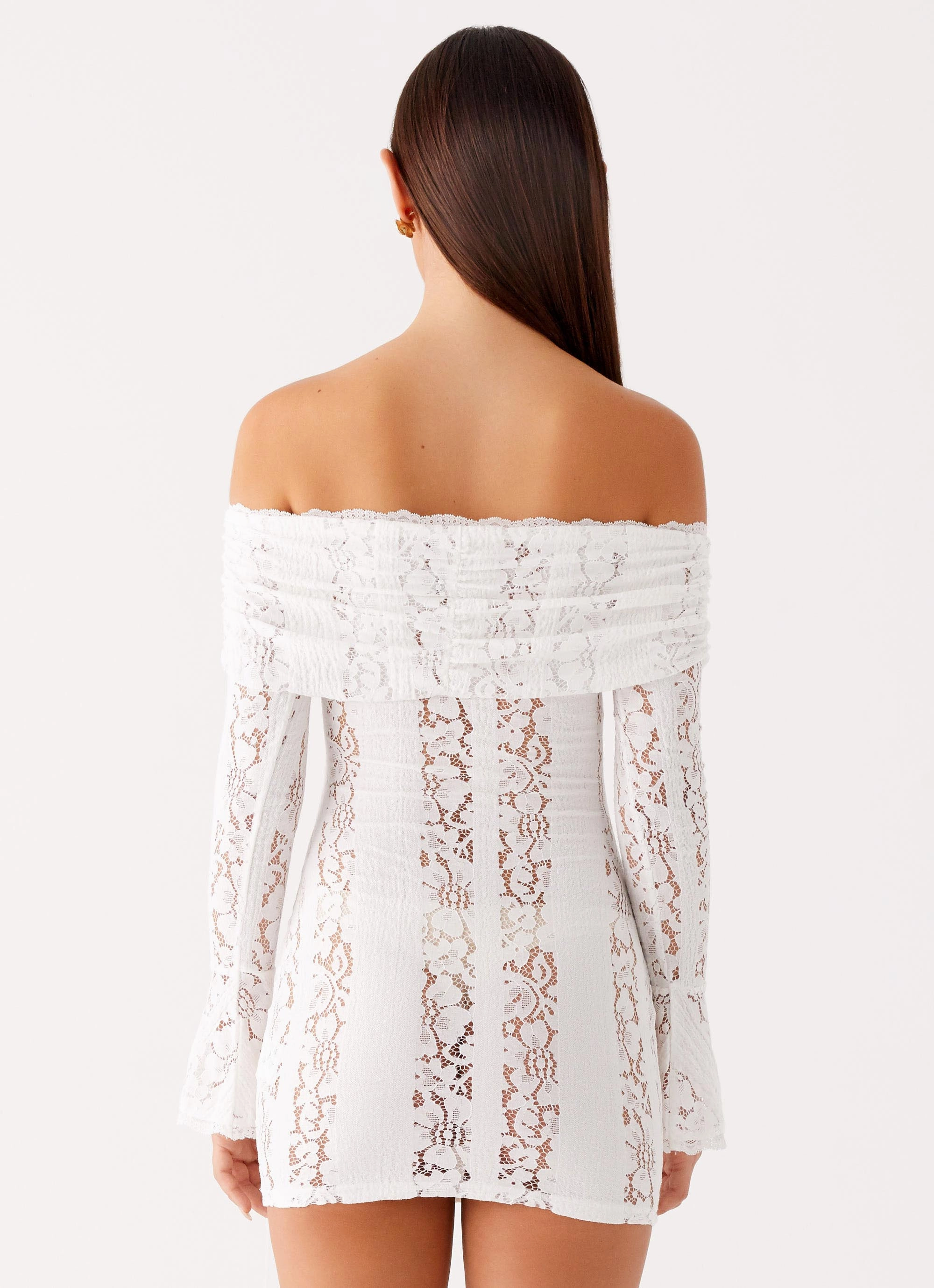 Airy Drape Syvanna Lace Mini Dress - White