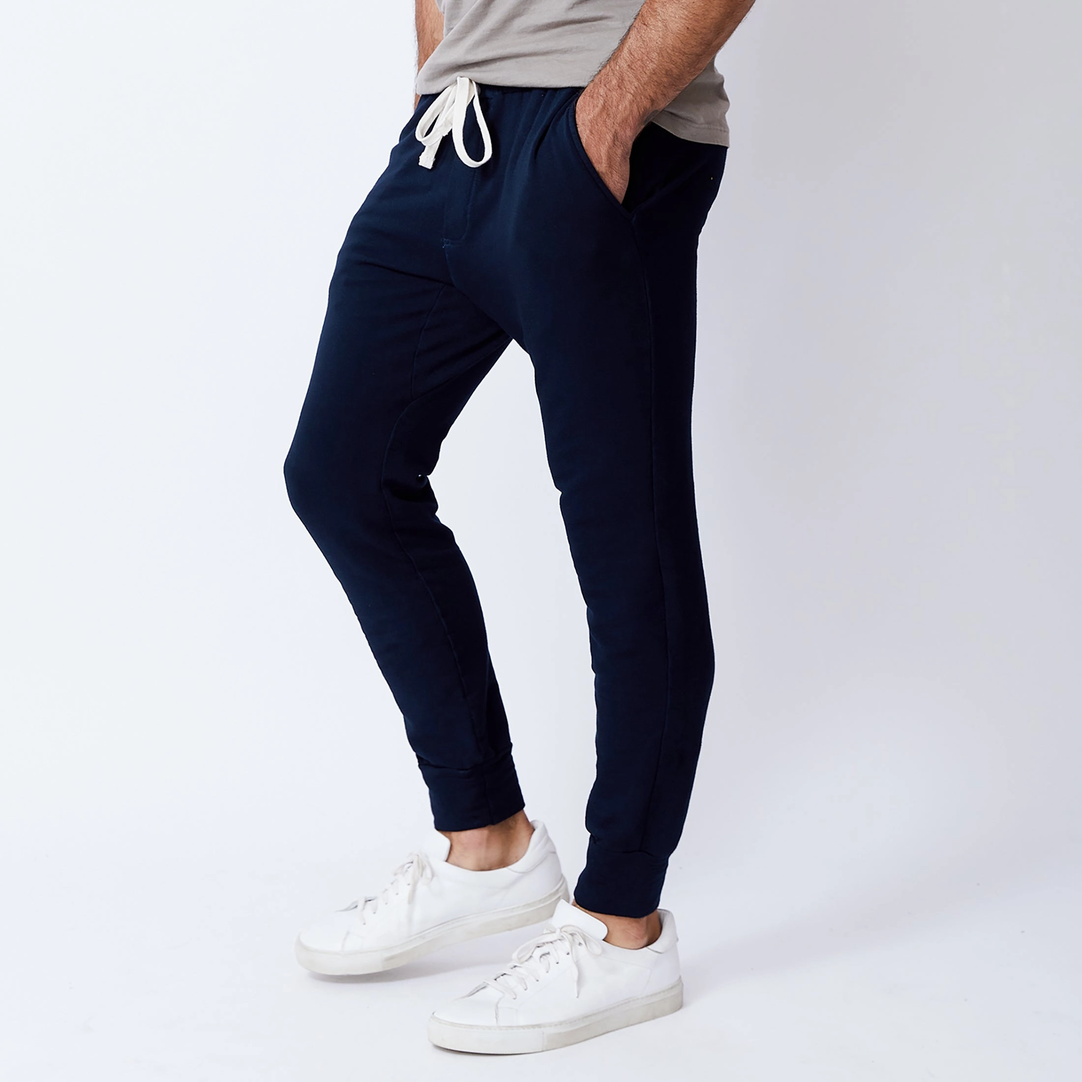 Supersoft Fleece Jogger Reinforced Neckline Detail