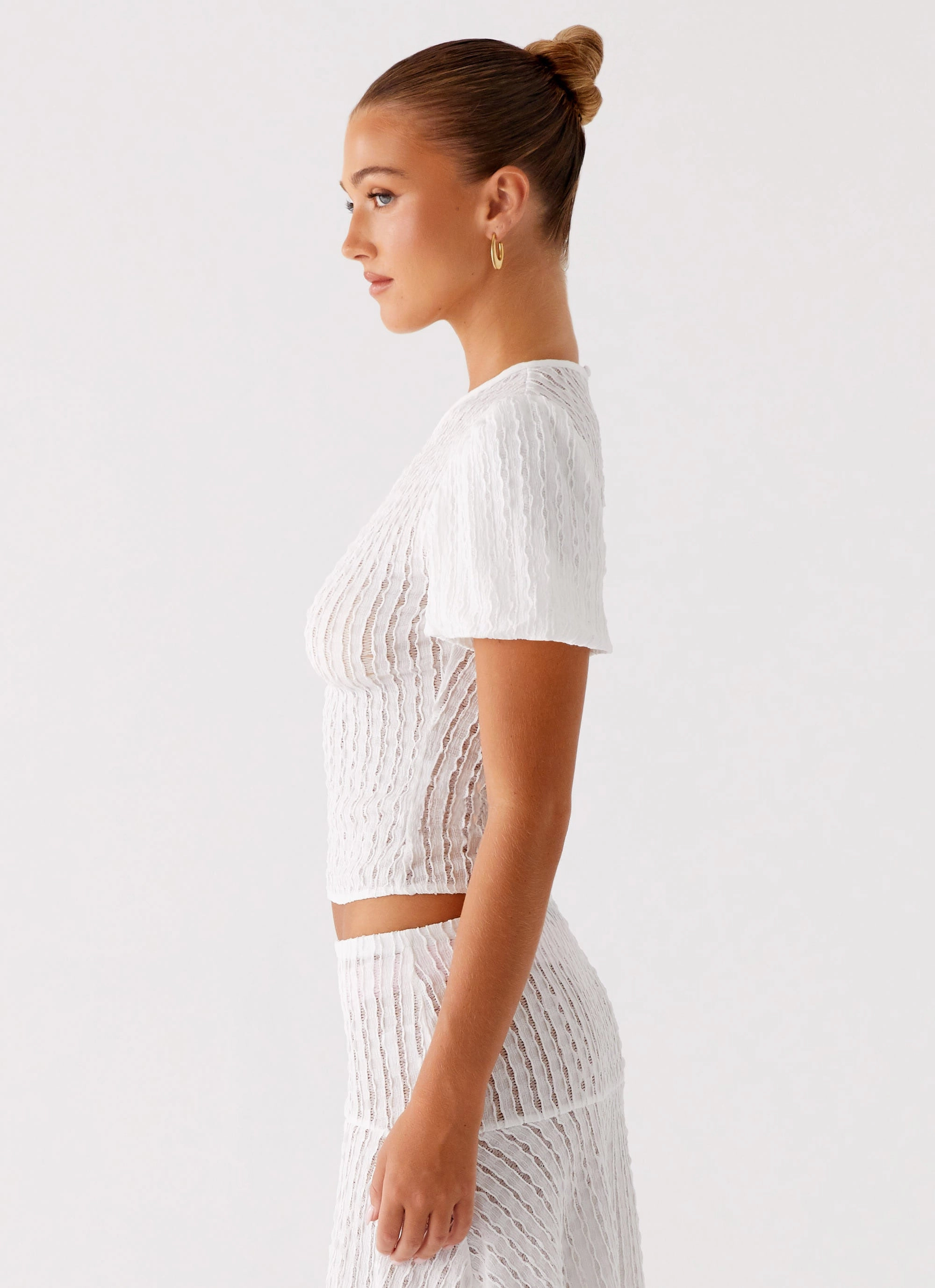 Secure Closure Flexible Waistband Katta Top - Ivory