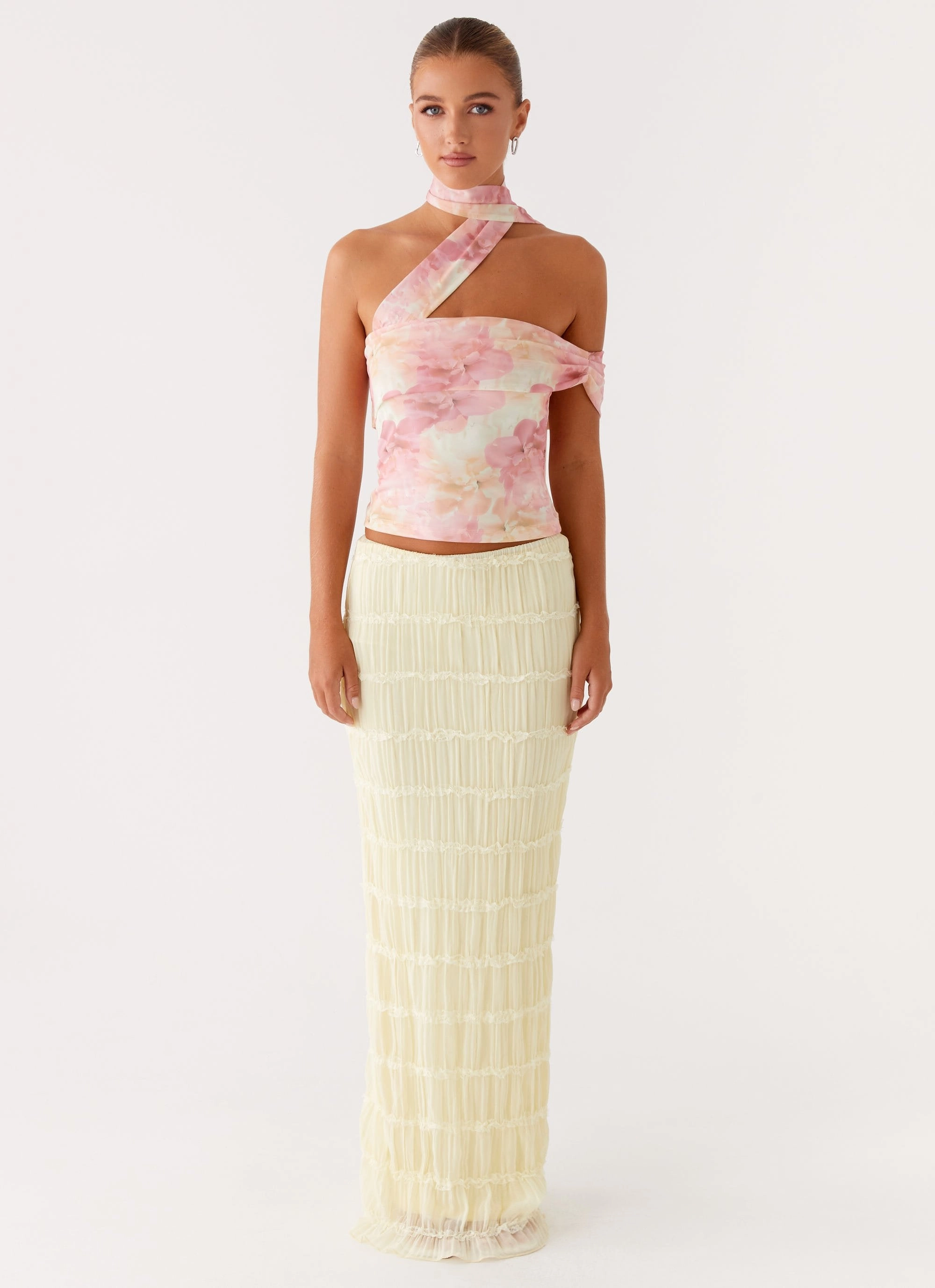 Workout Apparel Everyday Fashion Christal Scarf Top - Floral Print