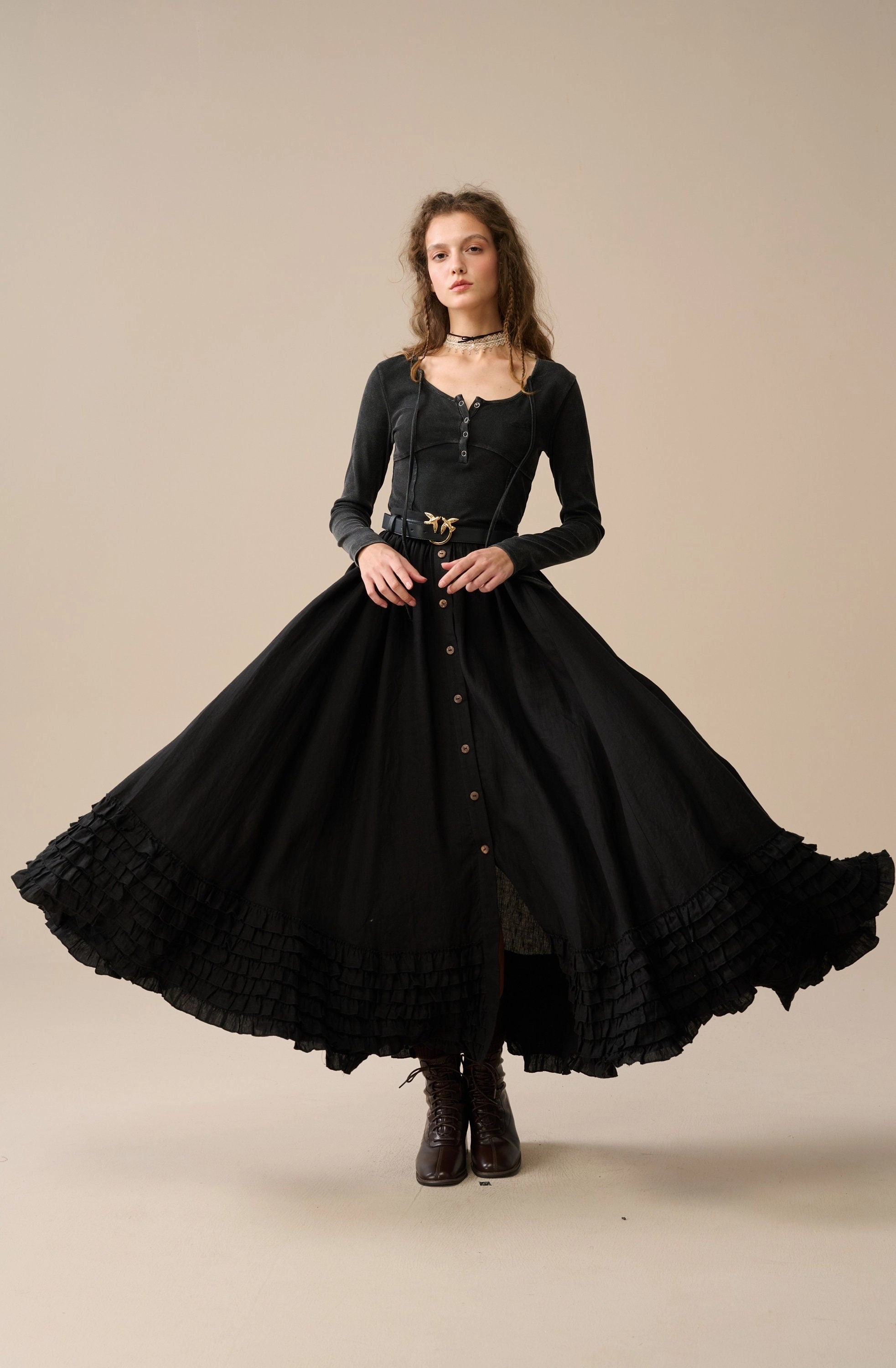 Fleece Inside Dorothy 27 | Ruffled maxi linen skirt