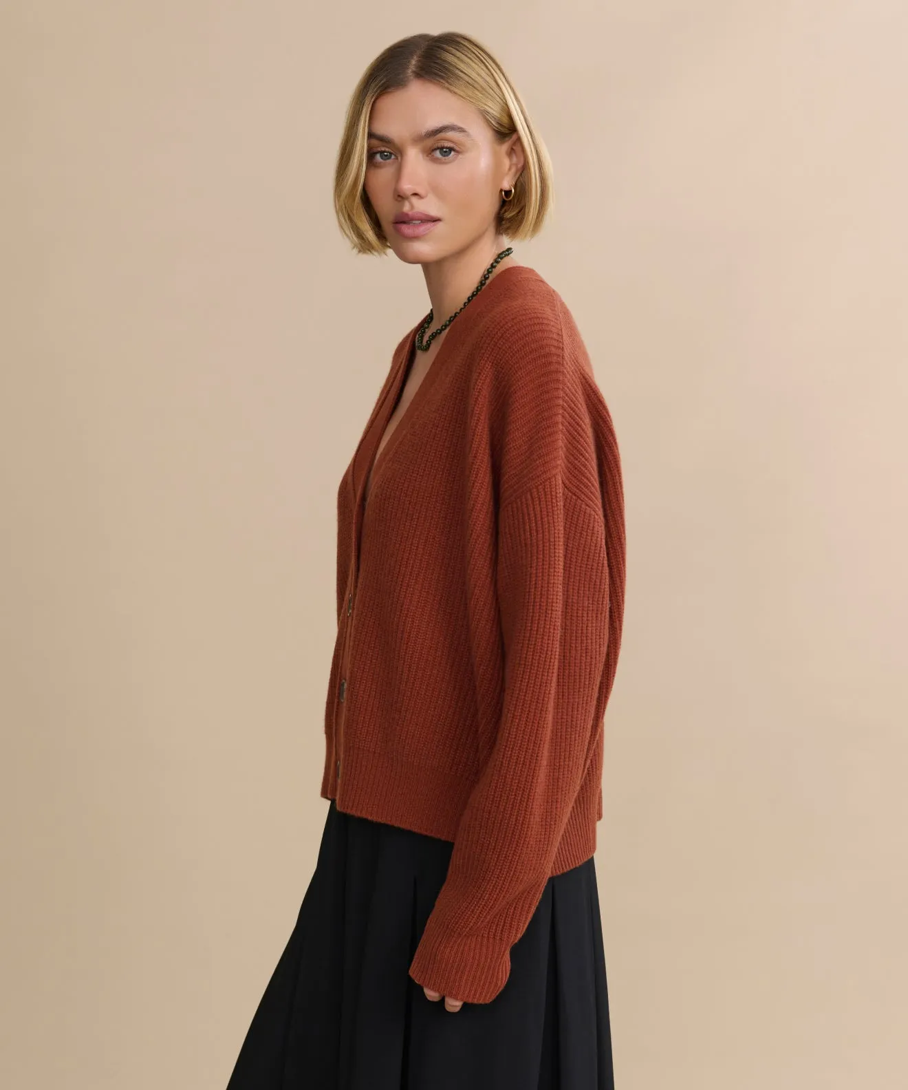 Relaxed Sweatshirt Bold Design Cropped Cashmere Cocoon Cardigan