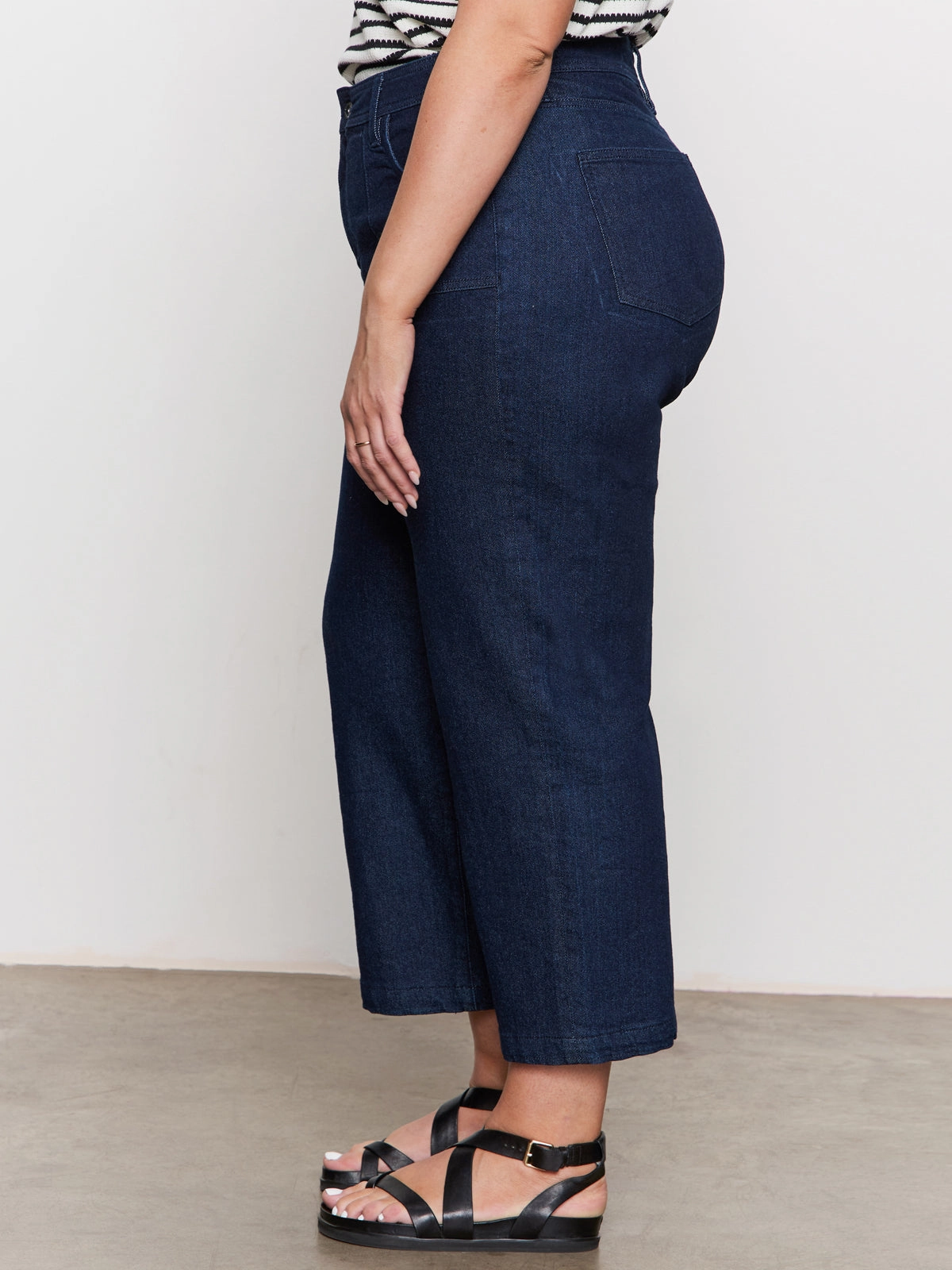 League Crop Jeans Plot Twist Extended Sizing WaterRepellent Core Support