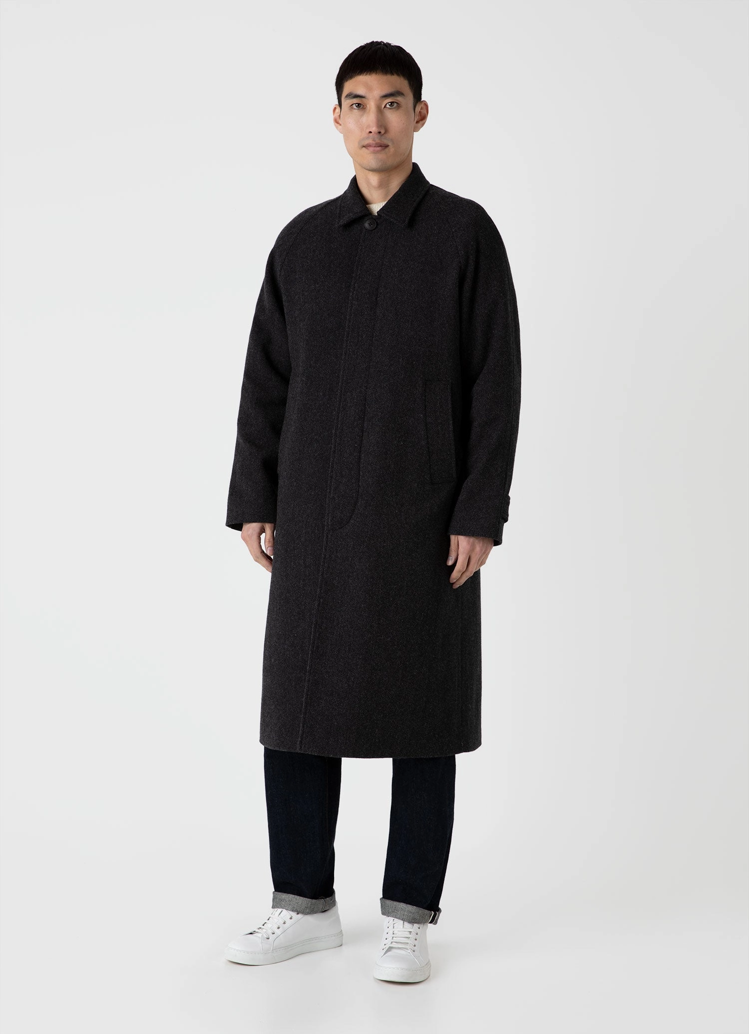 Men's Sunspel x Nigel Cabourn Balmacaan Wool Cashmere Coat in Charcoal Herringbone Flexible Fit