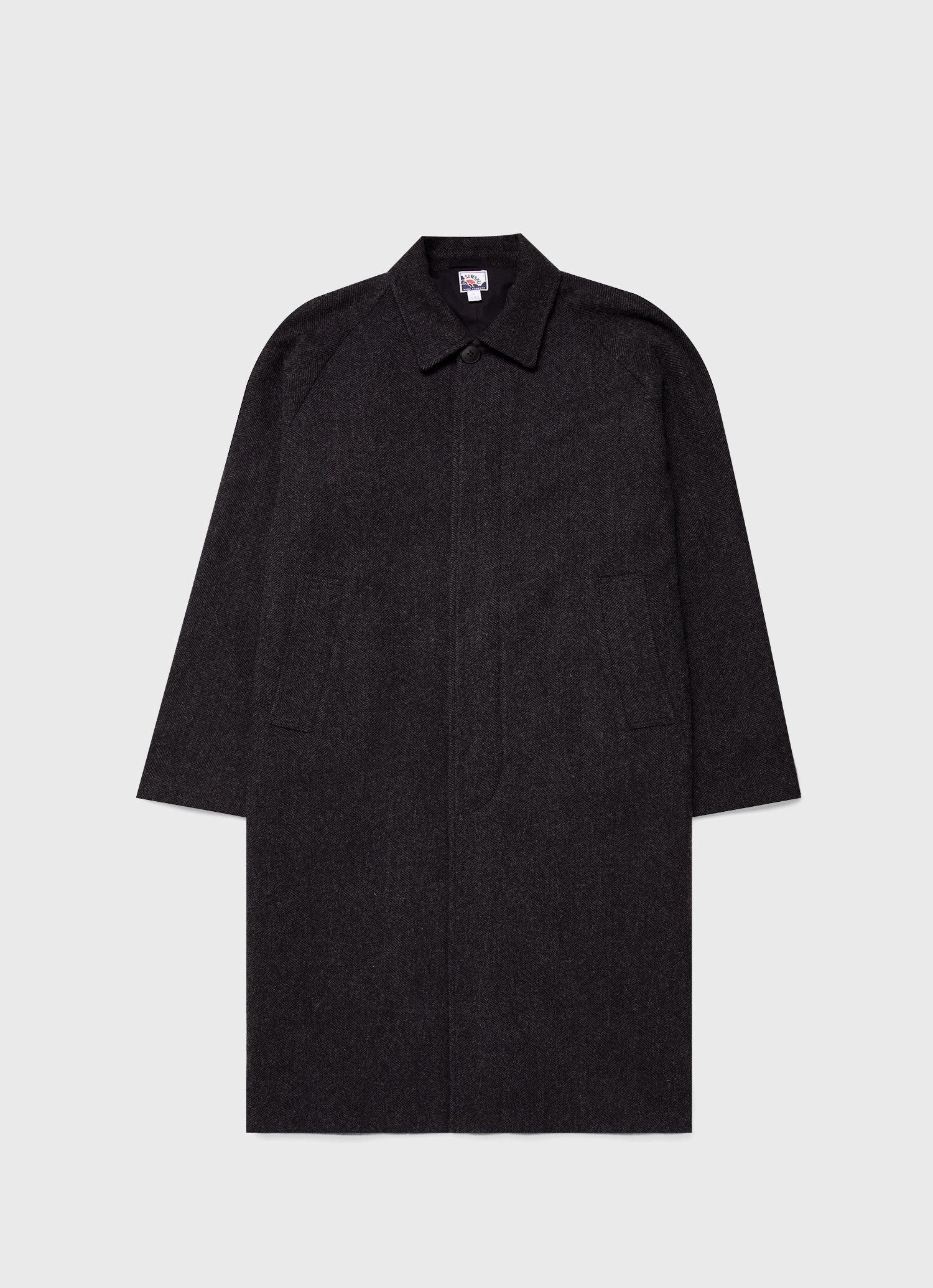 Men's Sunspel x Nigel Cabourn Balmacaan Wool Cashmere Coat in Charcoal Herringbone Surf Soft Interior