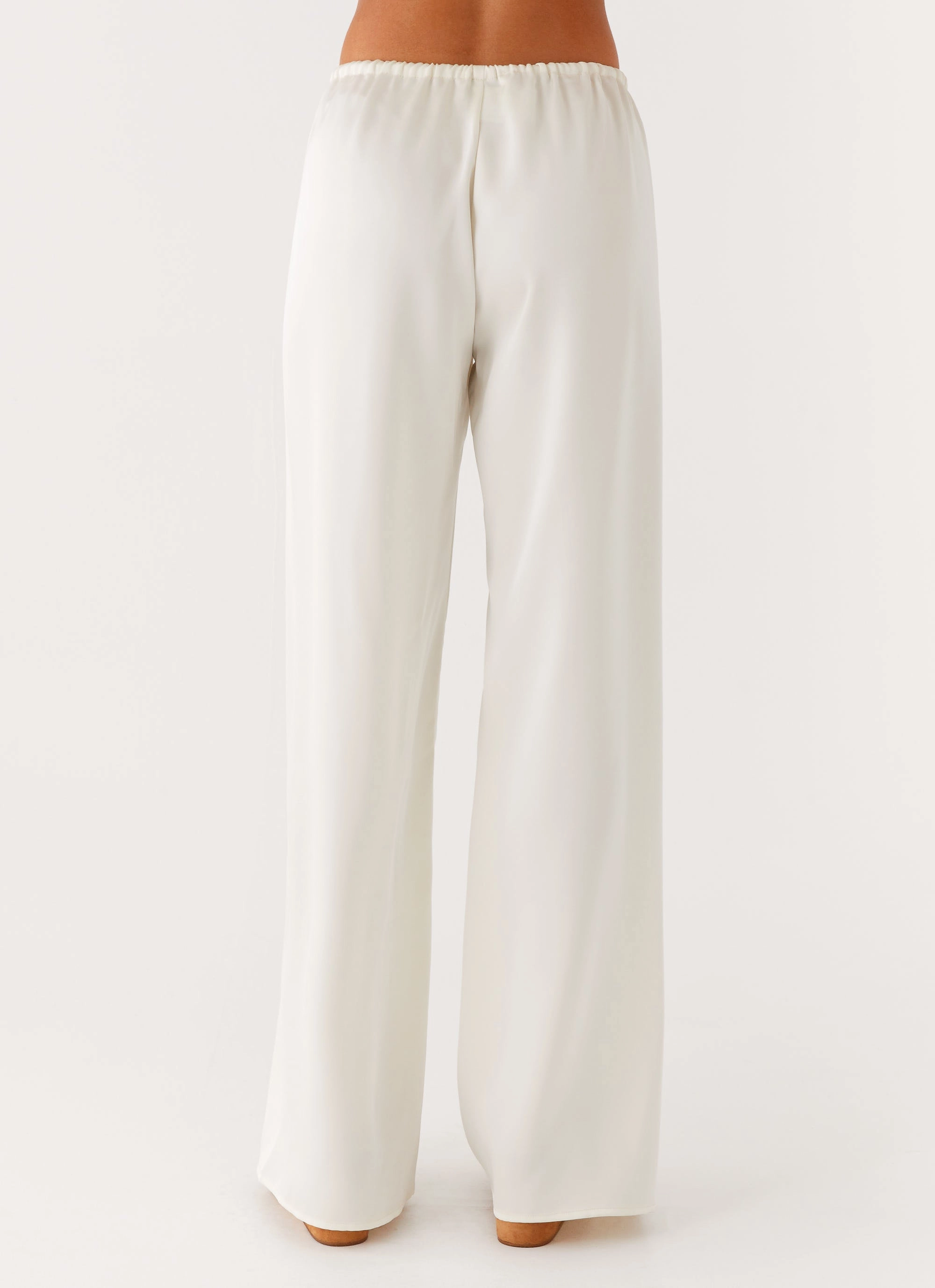 Deacon Low Rise Pants - Butter Stable Shape Timeless Style
