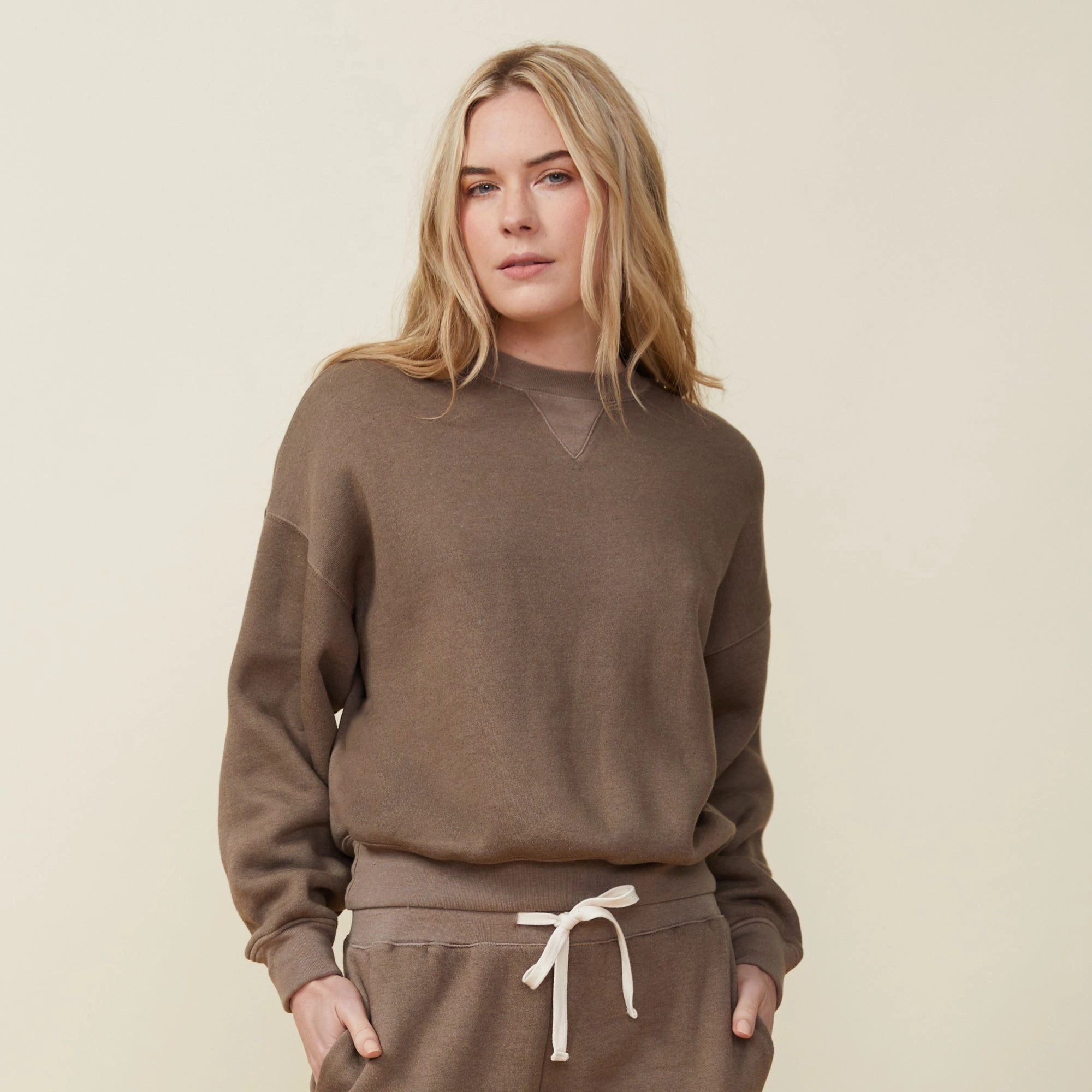 Reinforced Hemline Ultrasoft Inner Lining Teddy Fleece Crew Neck Sweatshirt