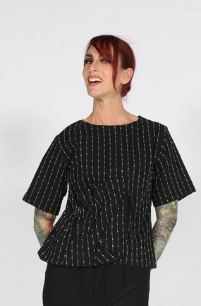 NOTL top Ergonomic Pattern NOTL top FoldableFeature Scoop Neck Shape