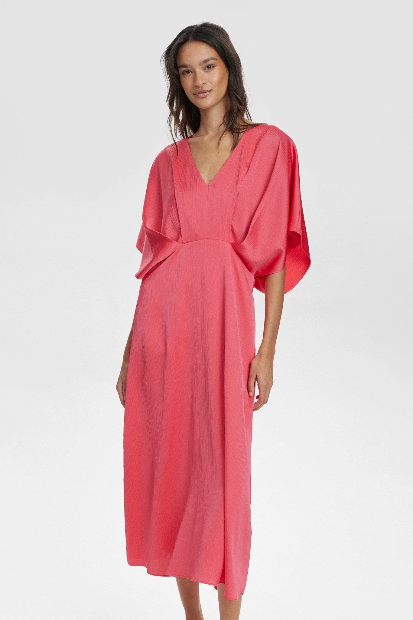 NUIVORY DRESS - Geranium Ruffle Hem Relaxed Fit Design