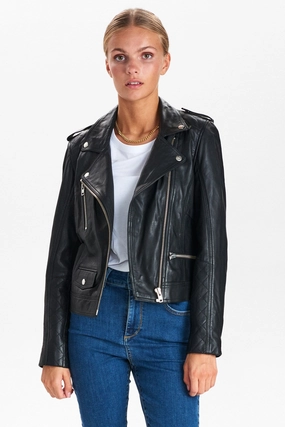 NUZANDRAS LEATHER JACKET-NOOS - Caviar Move Easy Sporty Chic NUZANDRAS LEATHER JACKET-NOOS - Caviar