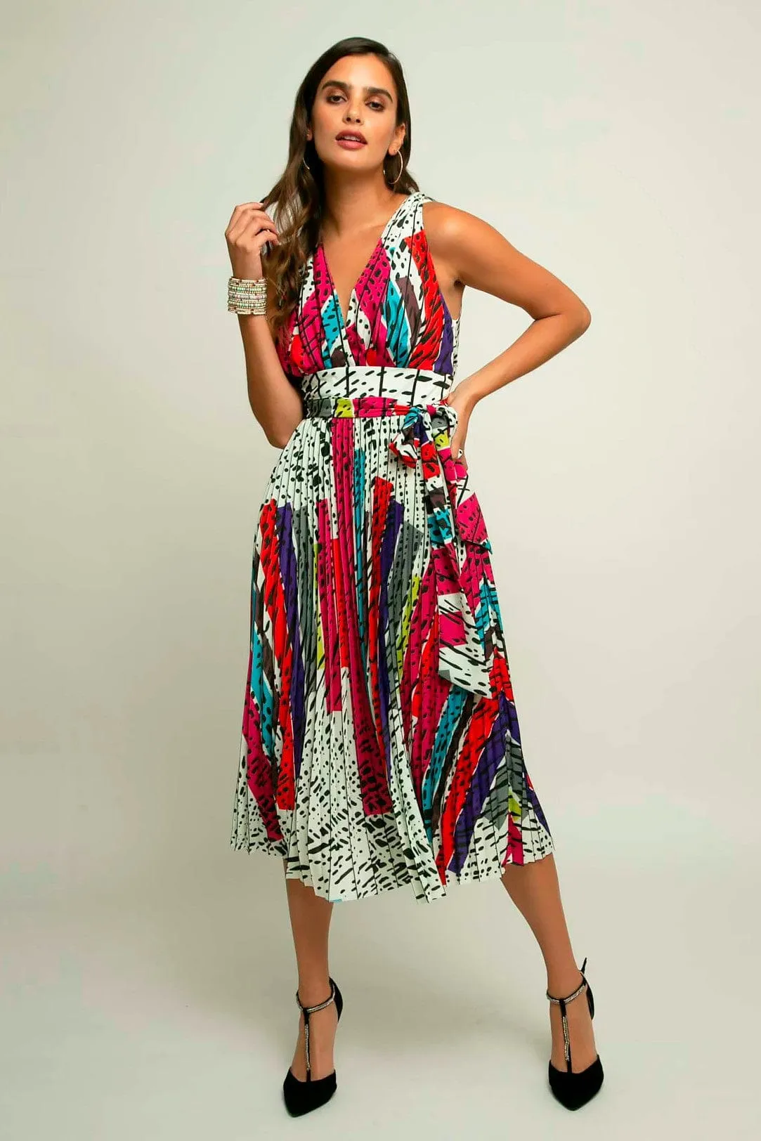 velvet feel Work or Play Odette Pleated Midi Dress - Battenburg