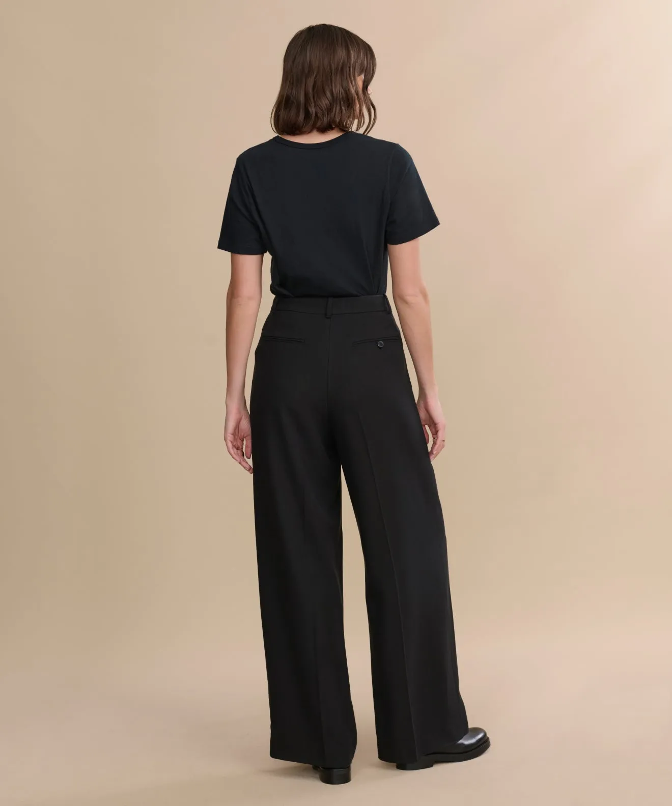 Greta Trouser Reinforced Neckline Sleeveless Top