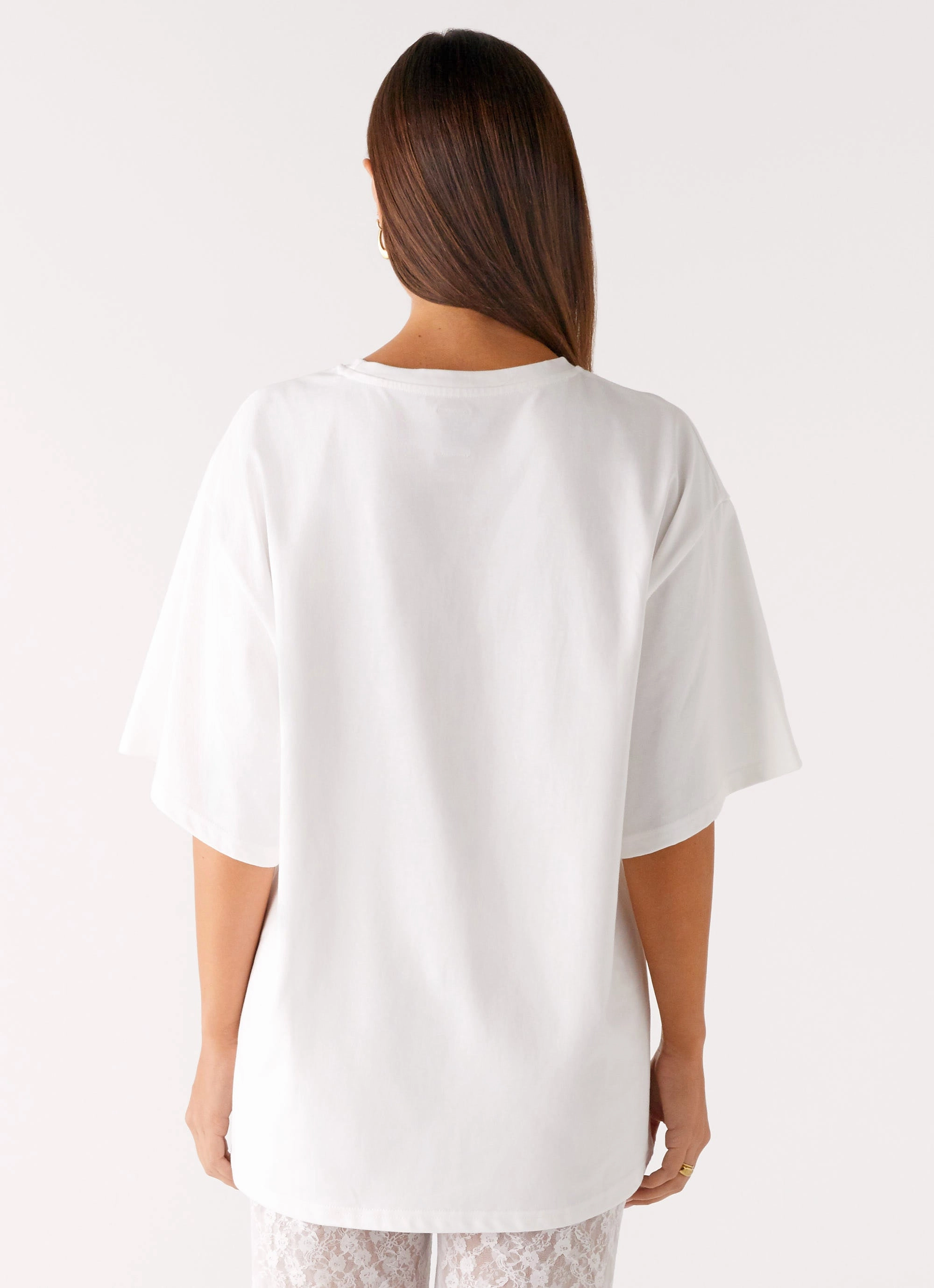 Anti Pilling Treatment Olive Oversized Tee - White