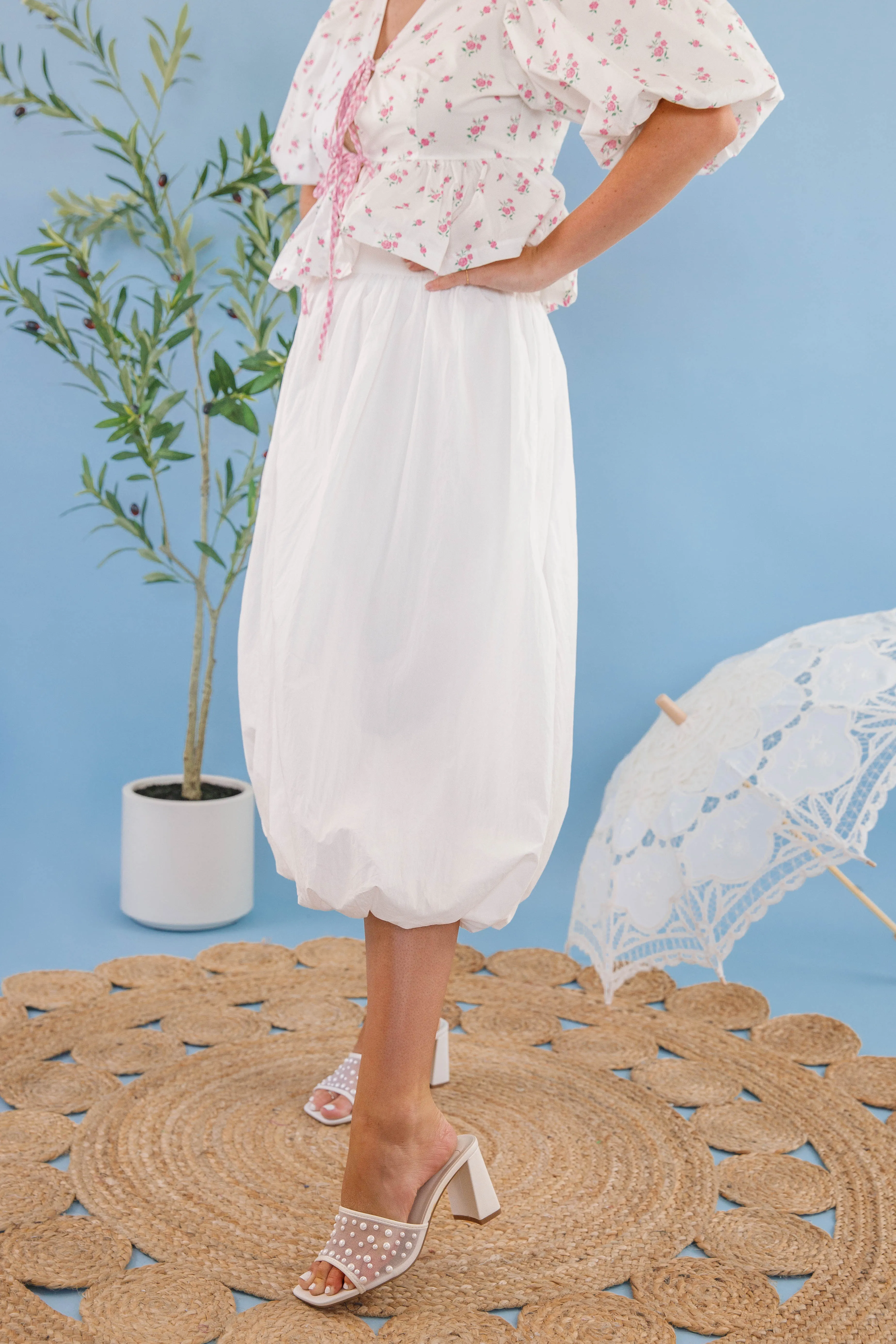 No Fuss Fit DoubleLayeredFabric One Dream Away Midi Skirt