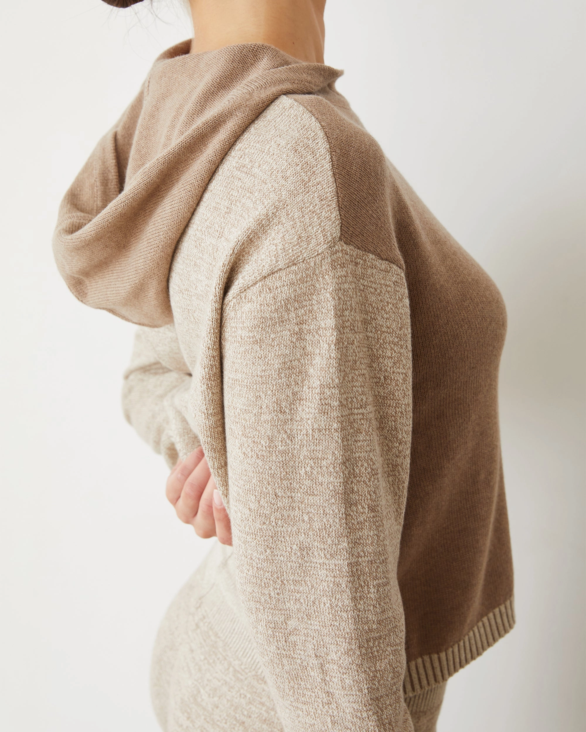 Organic Cotton Cashmere Hooded Sweater Flexible Knit Fabric