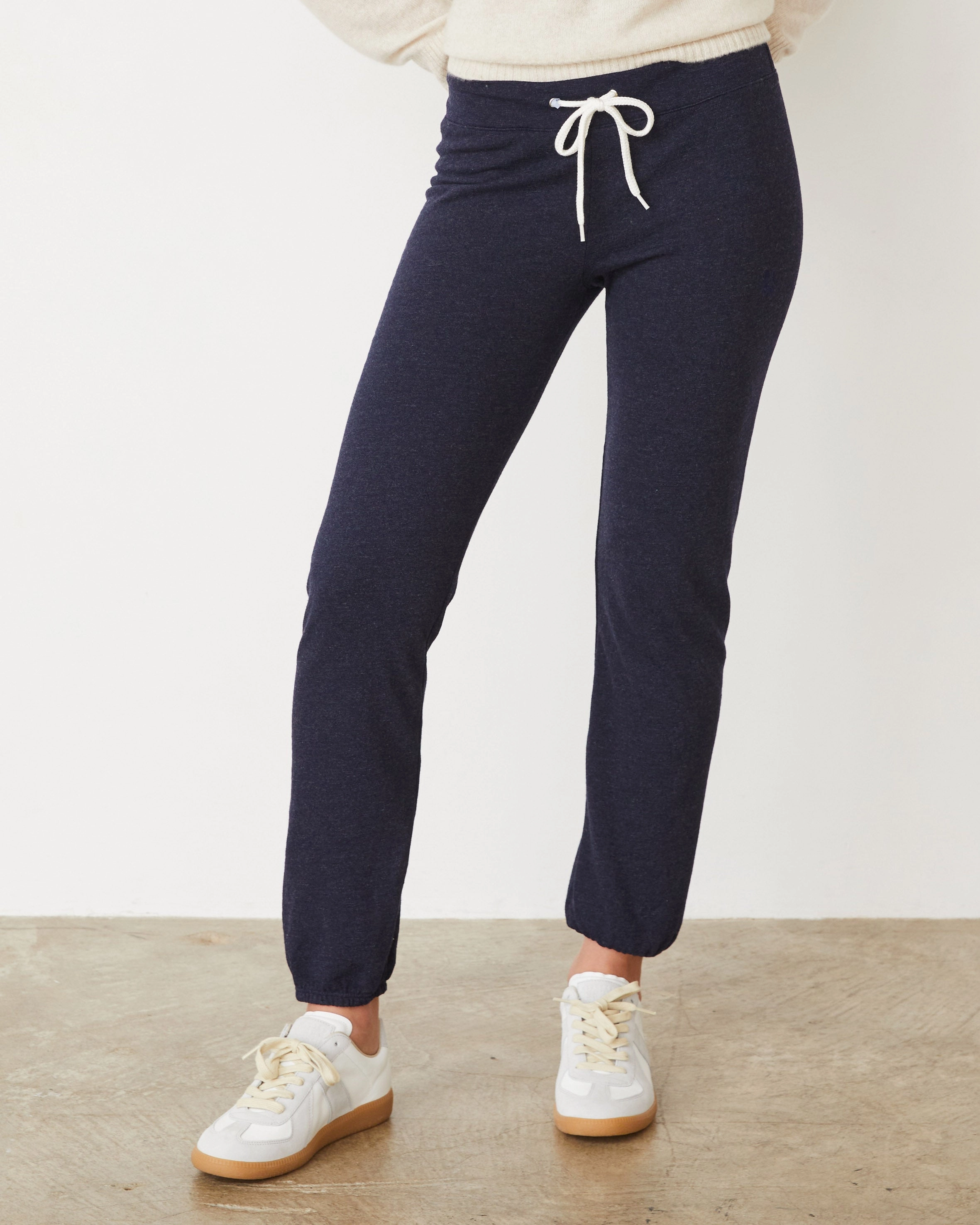 Original Fleece Vintage Sweat NonRestrictiveFit Weekend Adventure