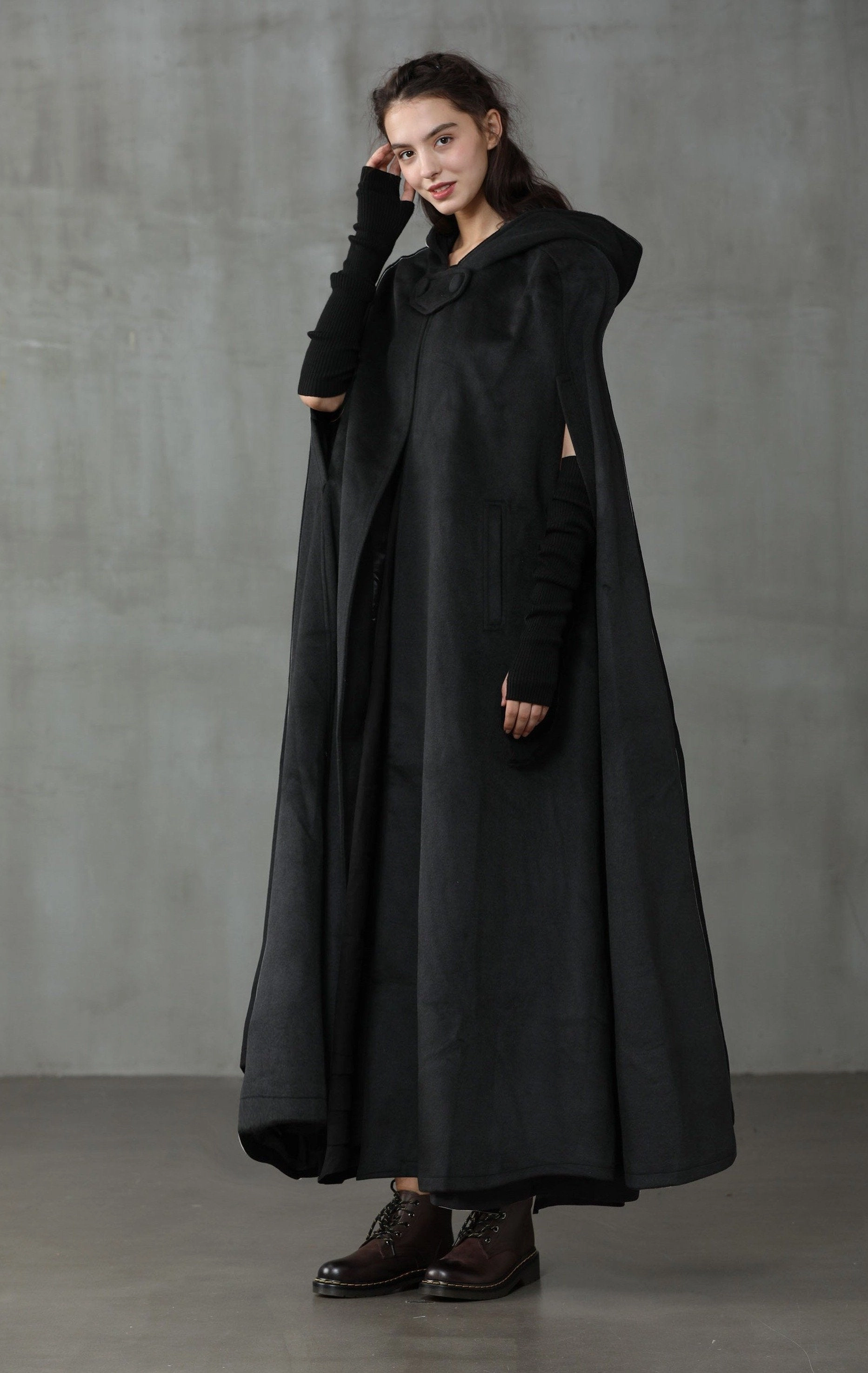 Anytime Fit Sleek Waist Outlander 2020 | 100% Wool Cloak Coat