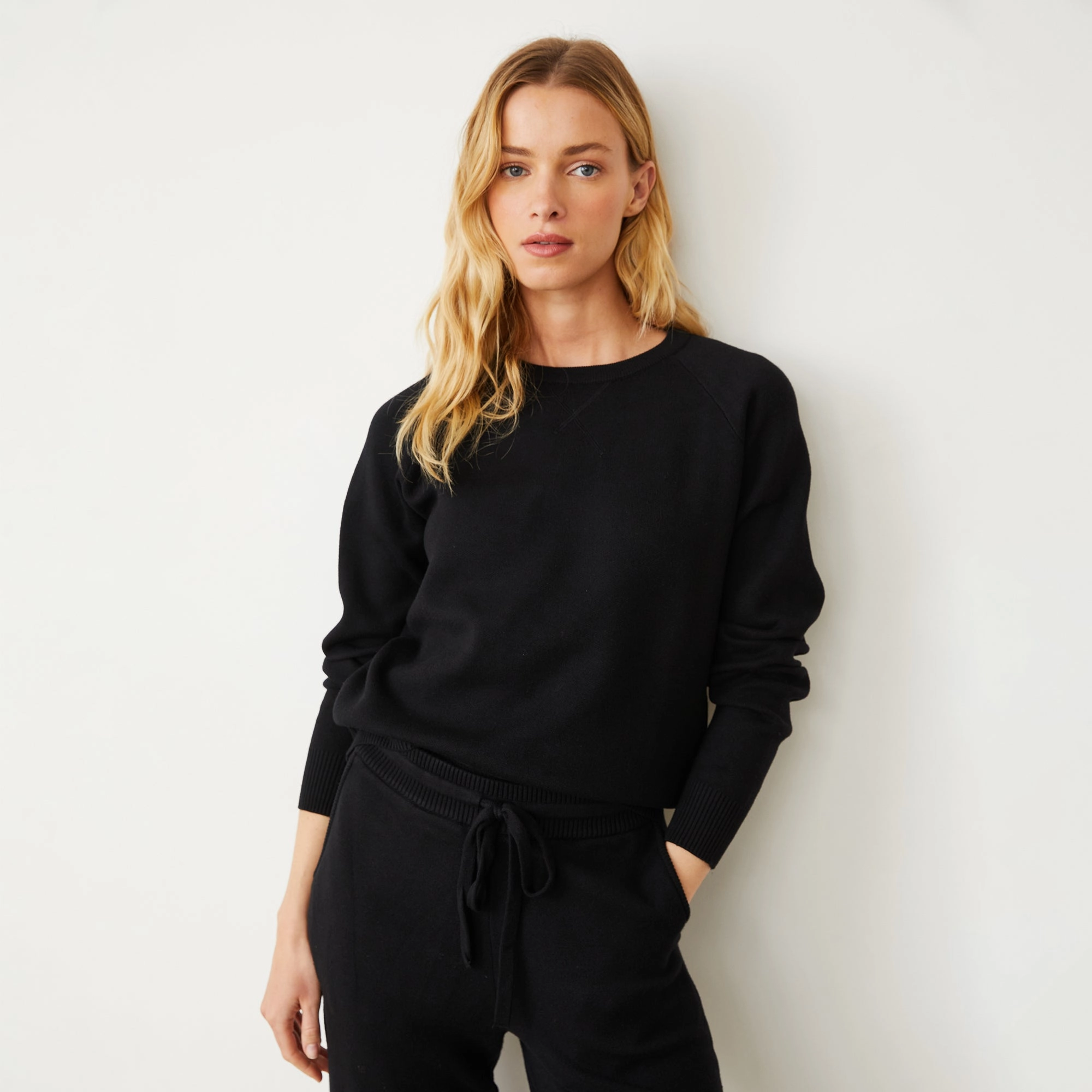 Friction Resistant Shoulder Soft Knit Raglan Sweater