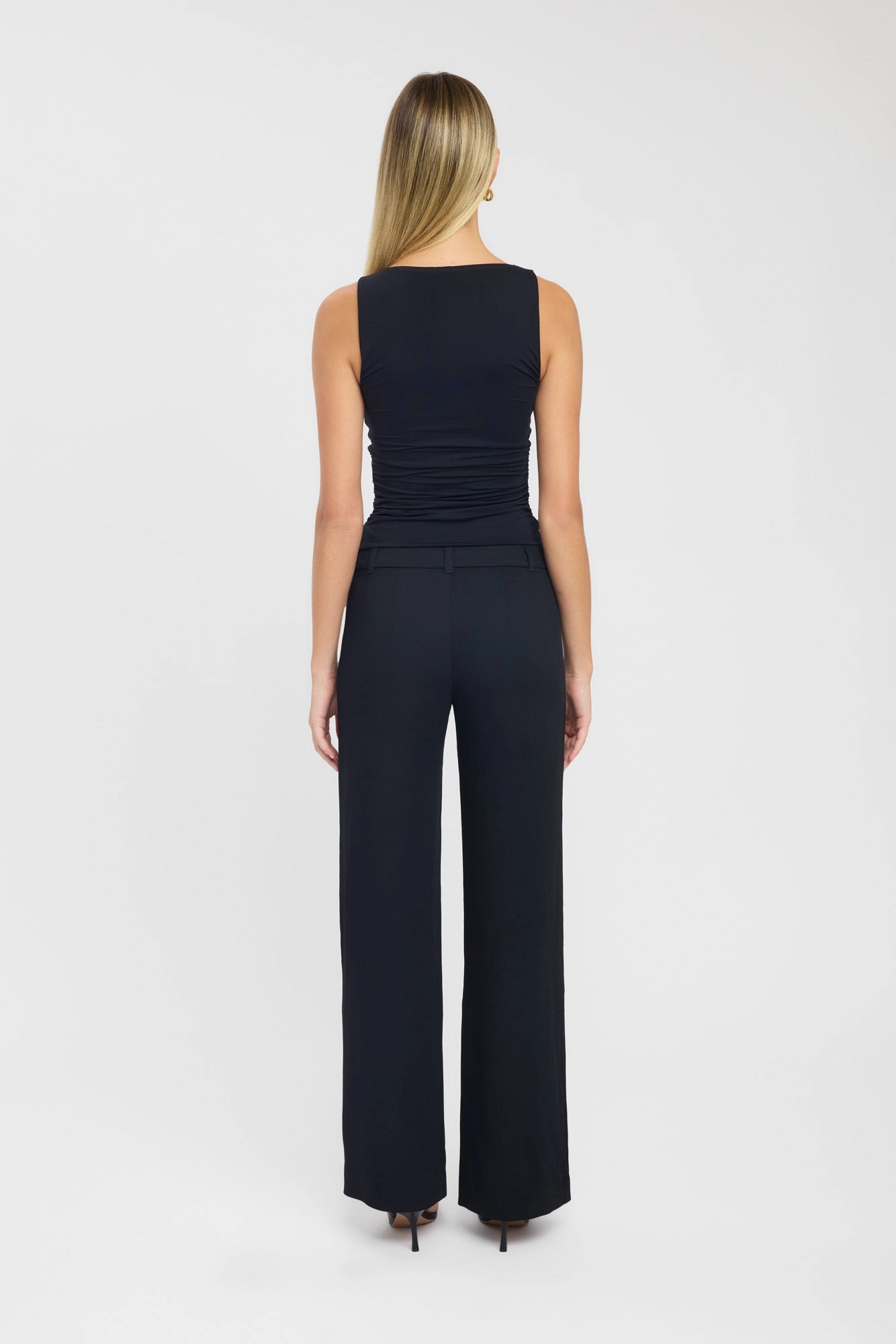 Relaxed Comfort Wear Oyster Core Low Rise Pant