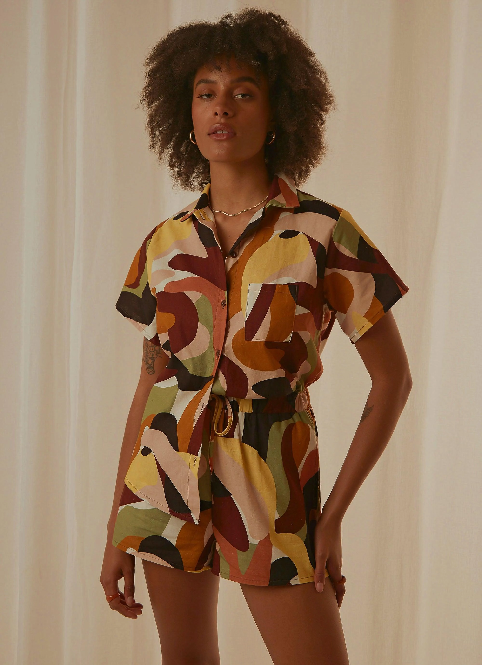 Ergonomic Cut Paloma Shirt - Tropicola