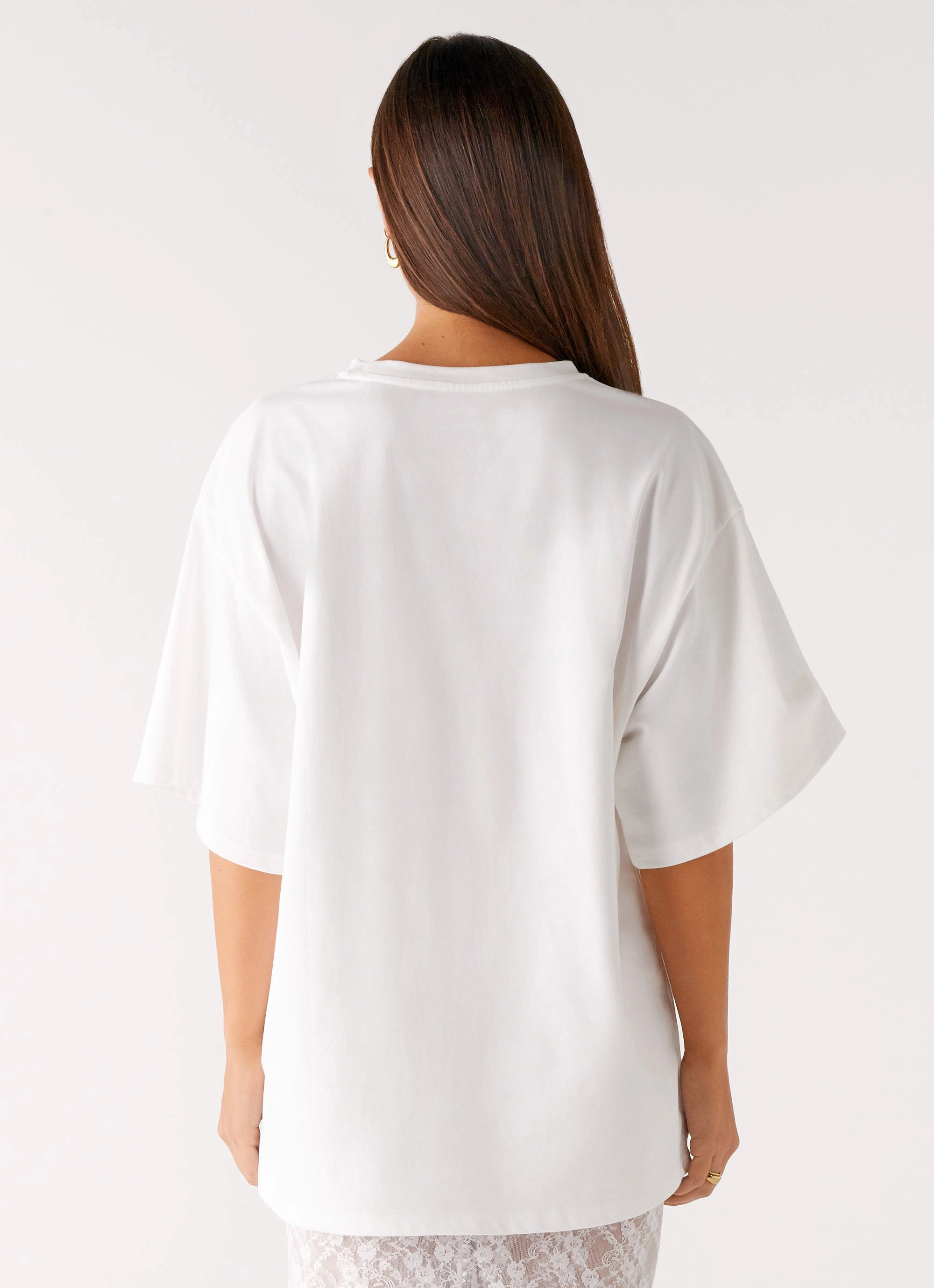 Pearl Oversized Tee - White Comfy Layer