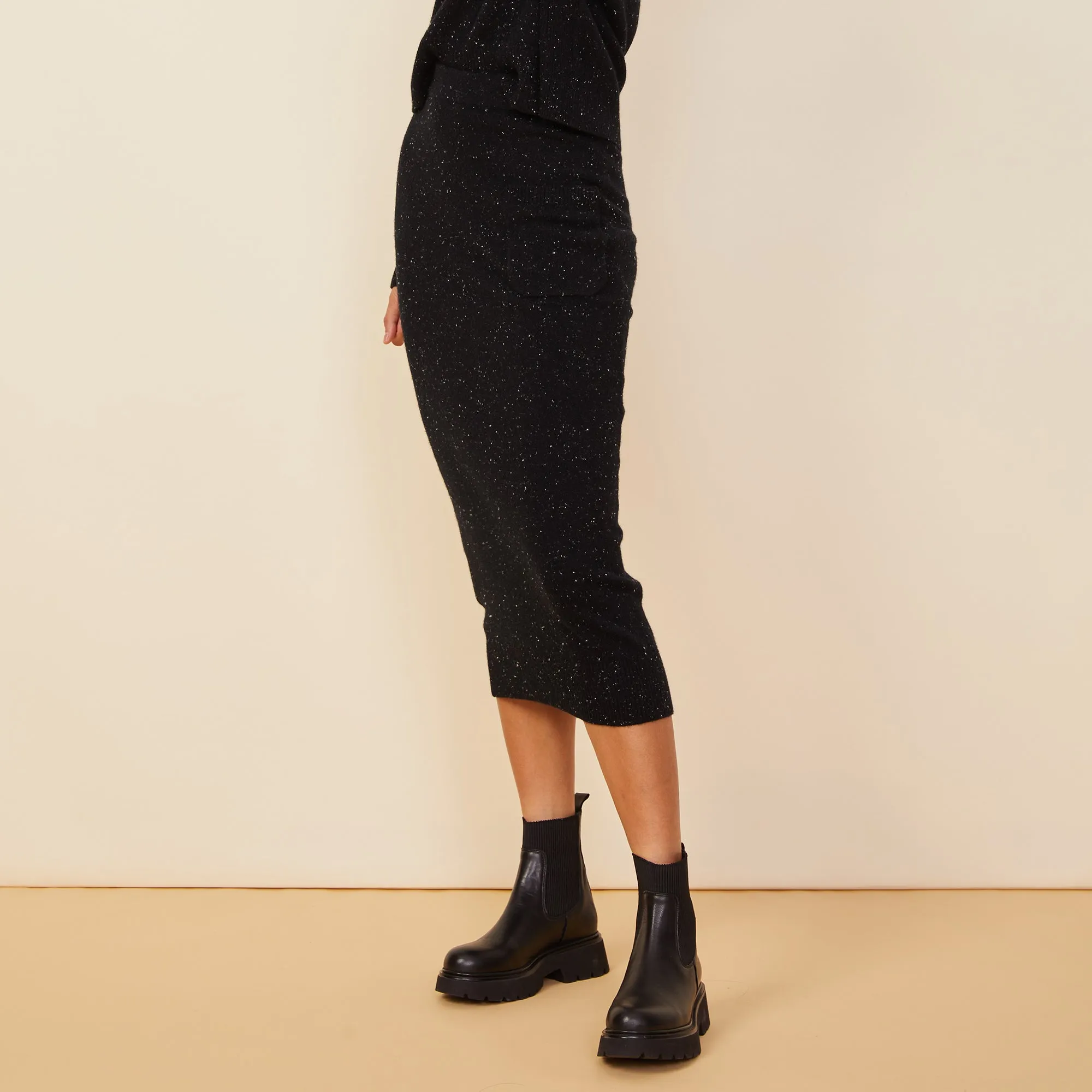 Neps Cashmere Pocket Midi Skirt Vibrant Touch