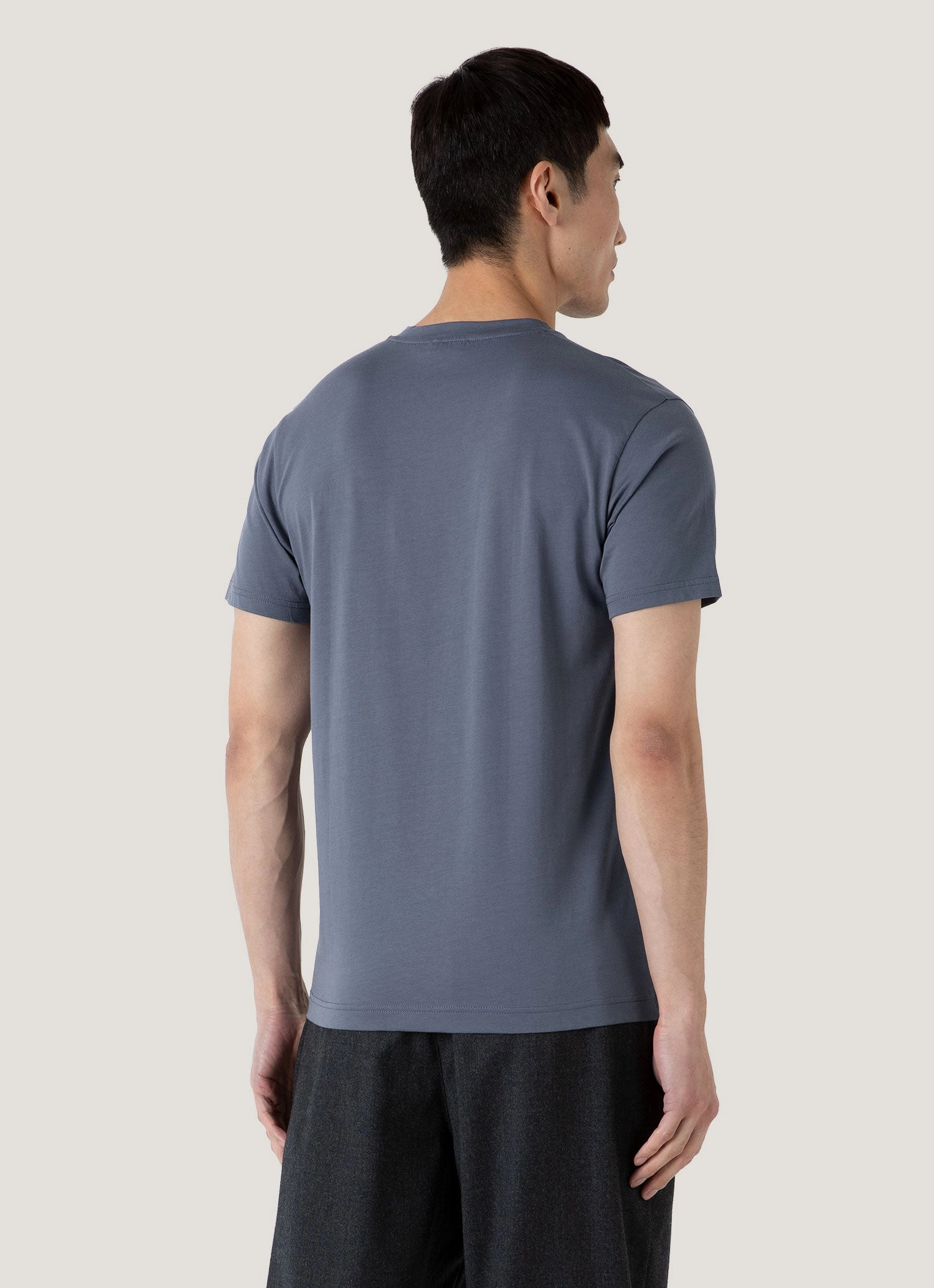 Simple Chic ReinforcedNeckline Men's Riviera Midweight T-shirt in Slate Blue