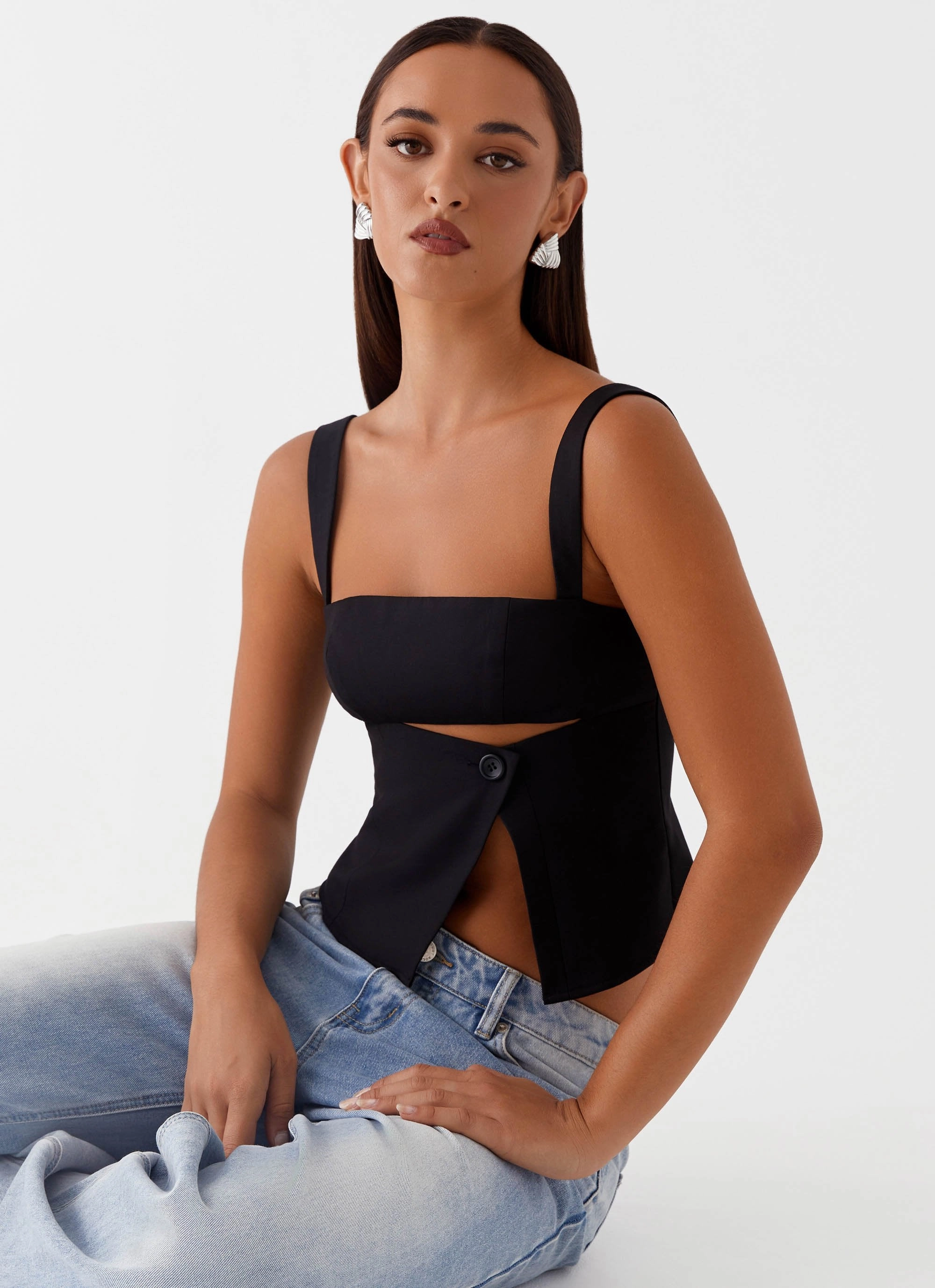 Pia Cut Out Top - Black Moisture Control Lining