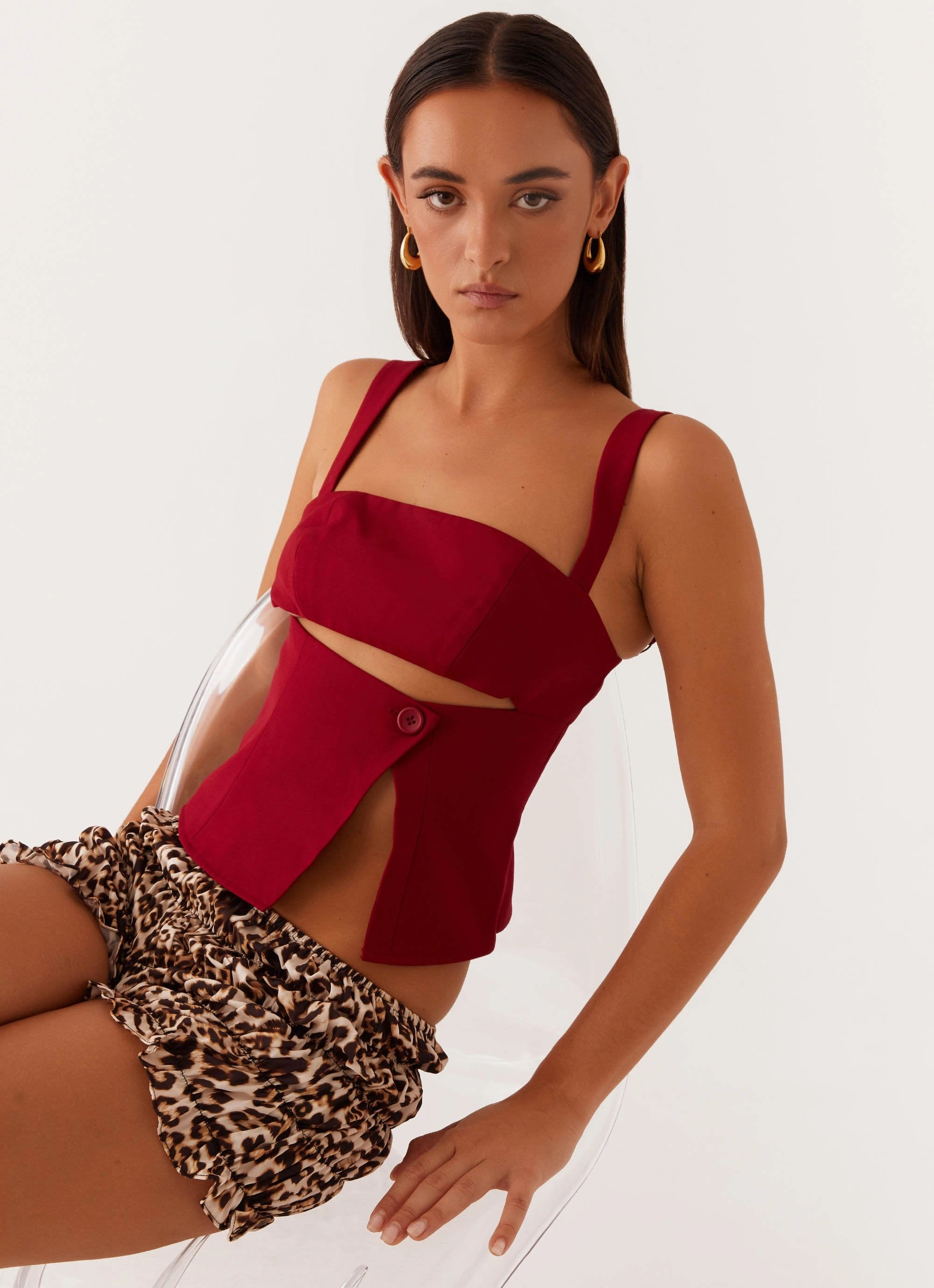 DoubleStitchedSeams Pia Cut Out Top - Red