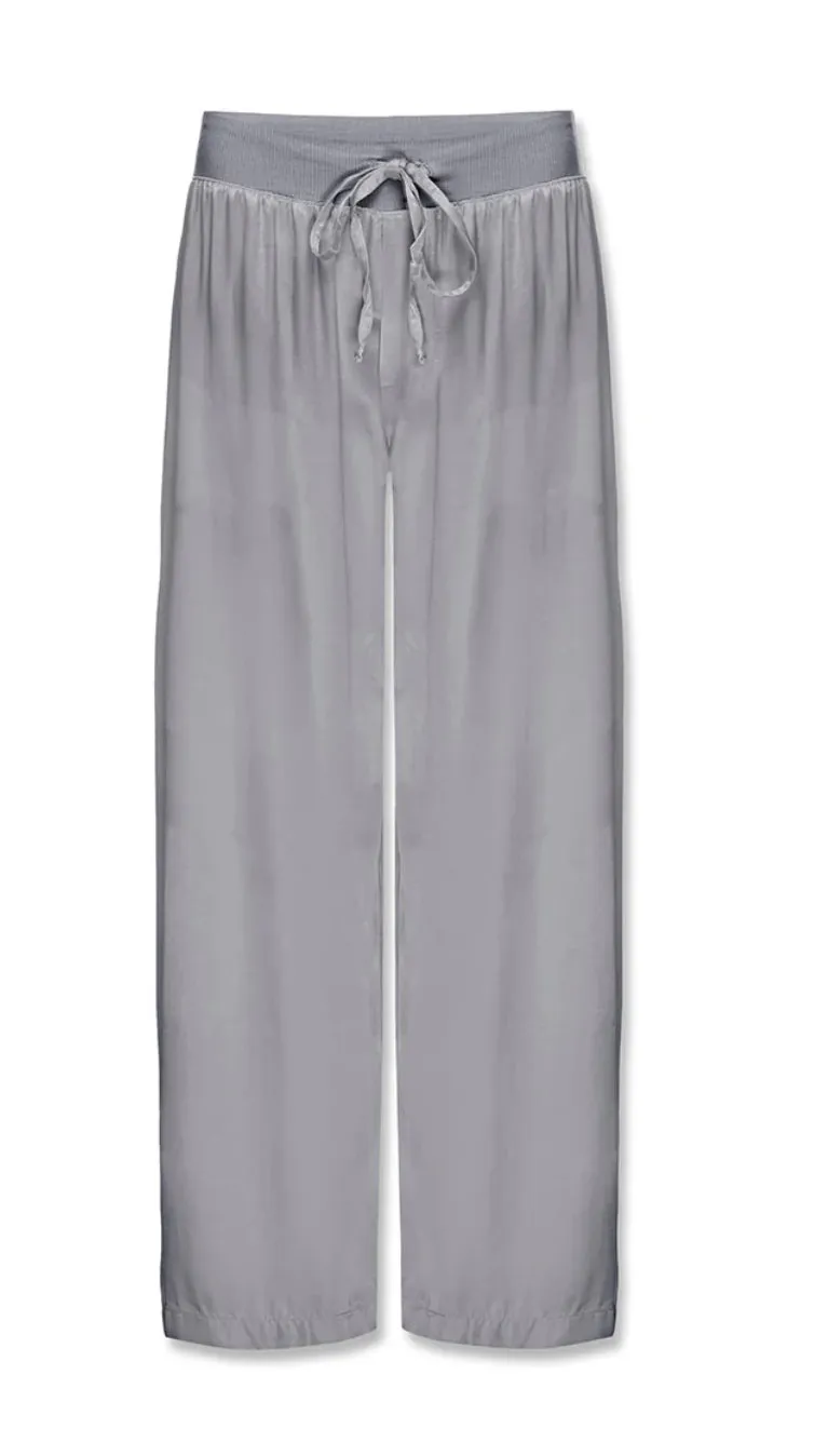PJ Harlow Jolie Capri in Dark Silver